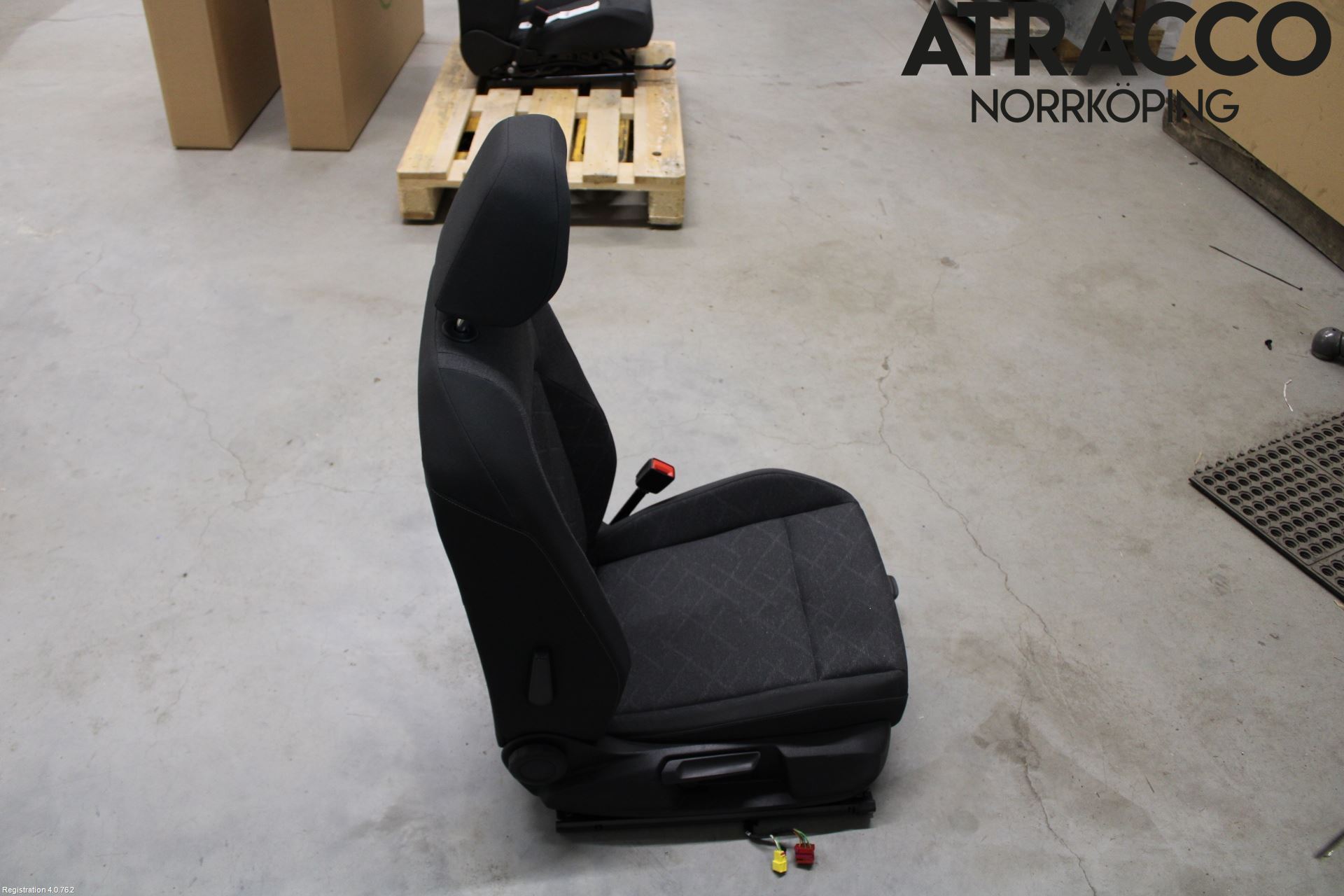 Volkswagen VW GOLF / E-GOLF VIII 20- Inredning Stol Fram Hö