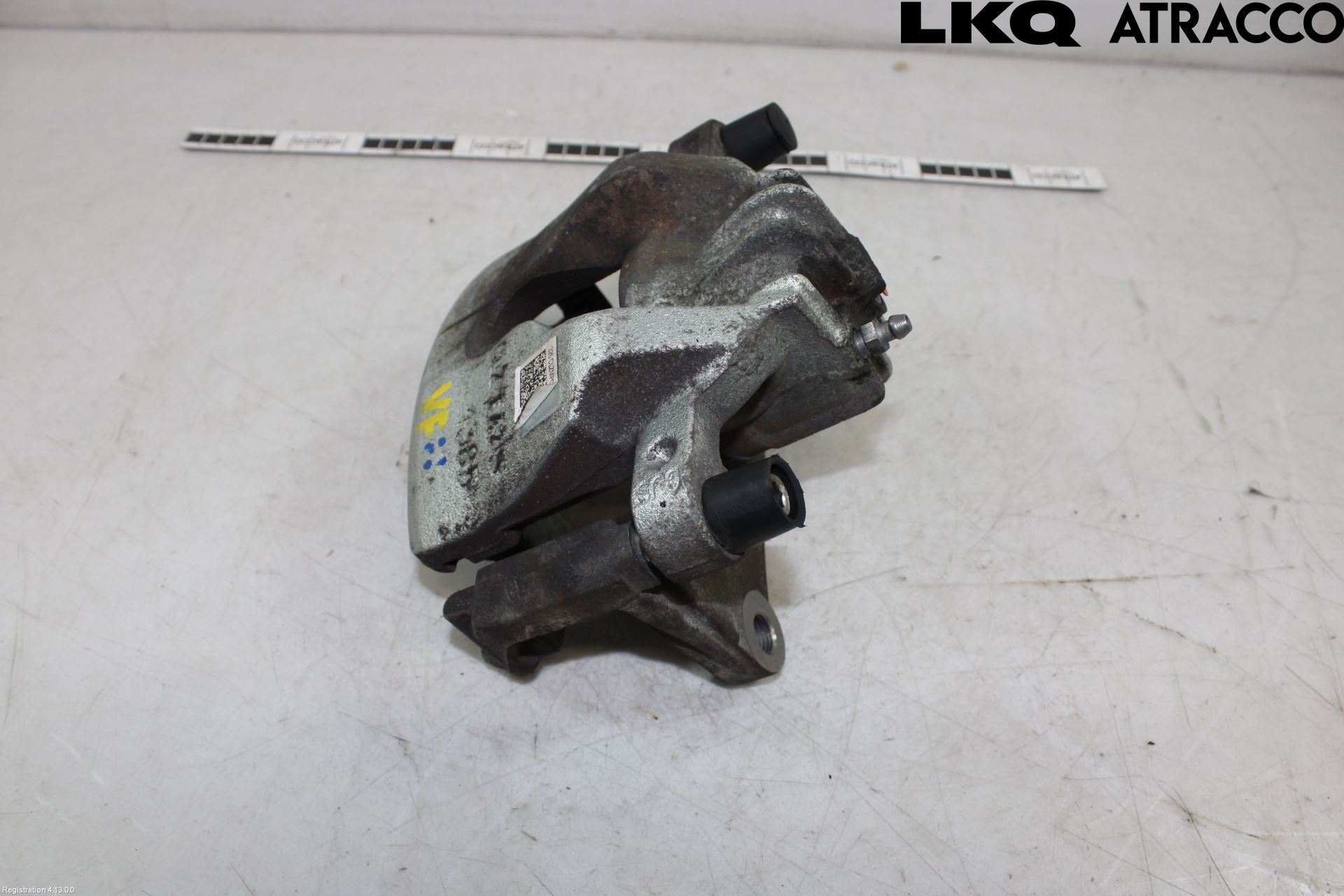 Volkswagen VW PASSAT 24- Bromsok Fram Vänster