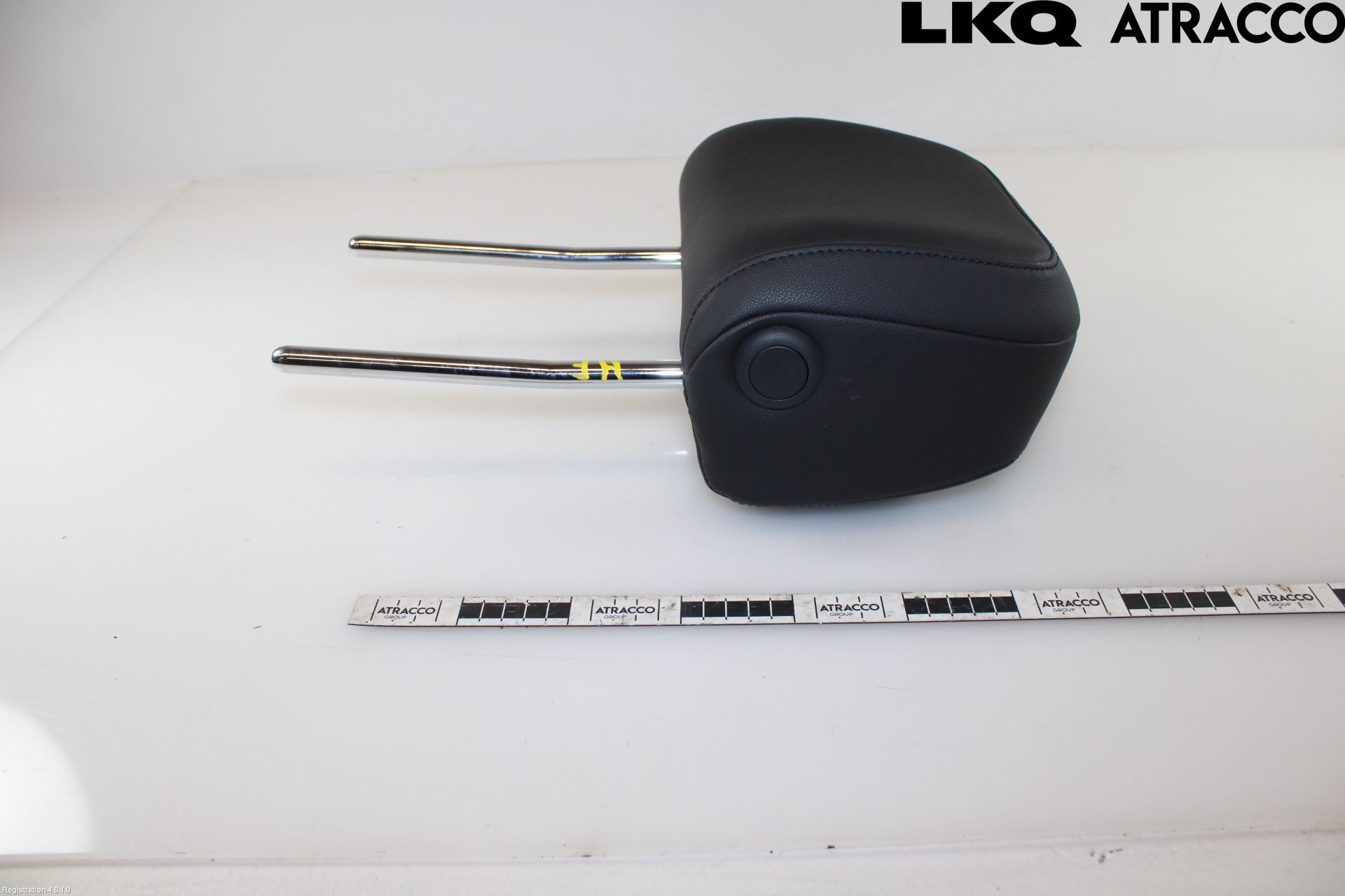 Volkswagen VW PASSAT 15-19 Inredning Nackstöd