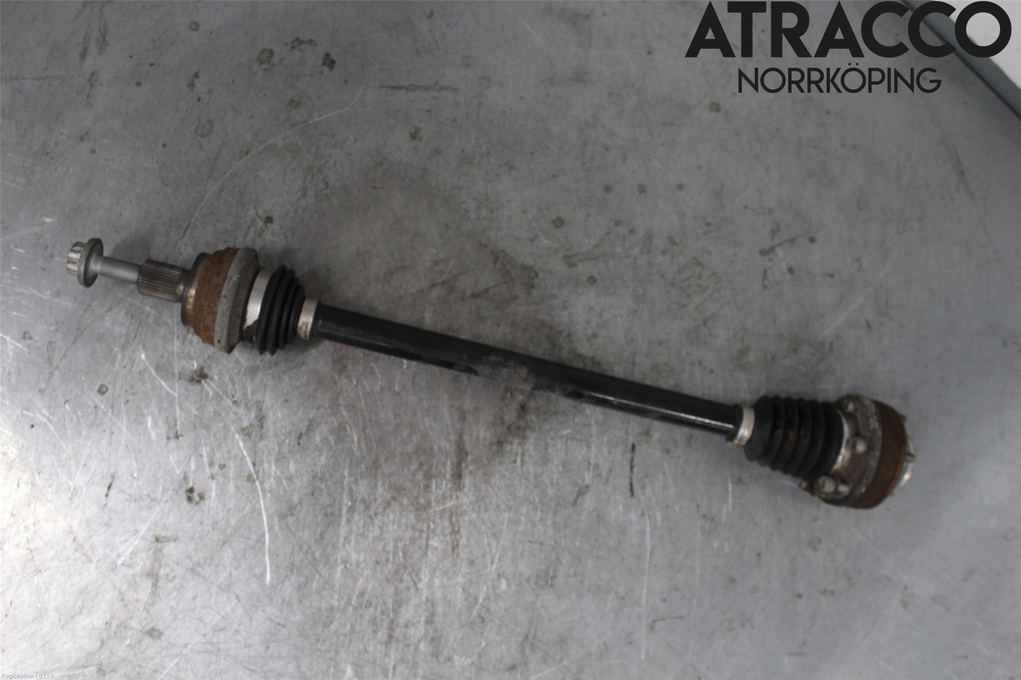 Volkswagen VW ARTEON 17- Drivaxel Bak Vänster