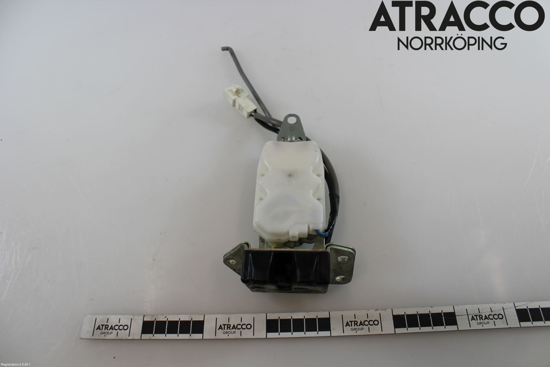 Subaru JUSTY      N Låskista Baklucka