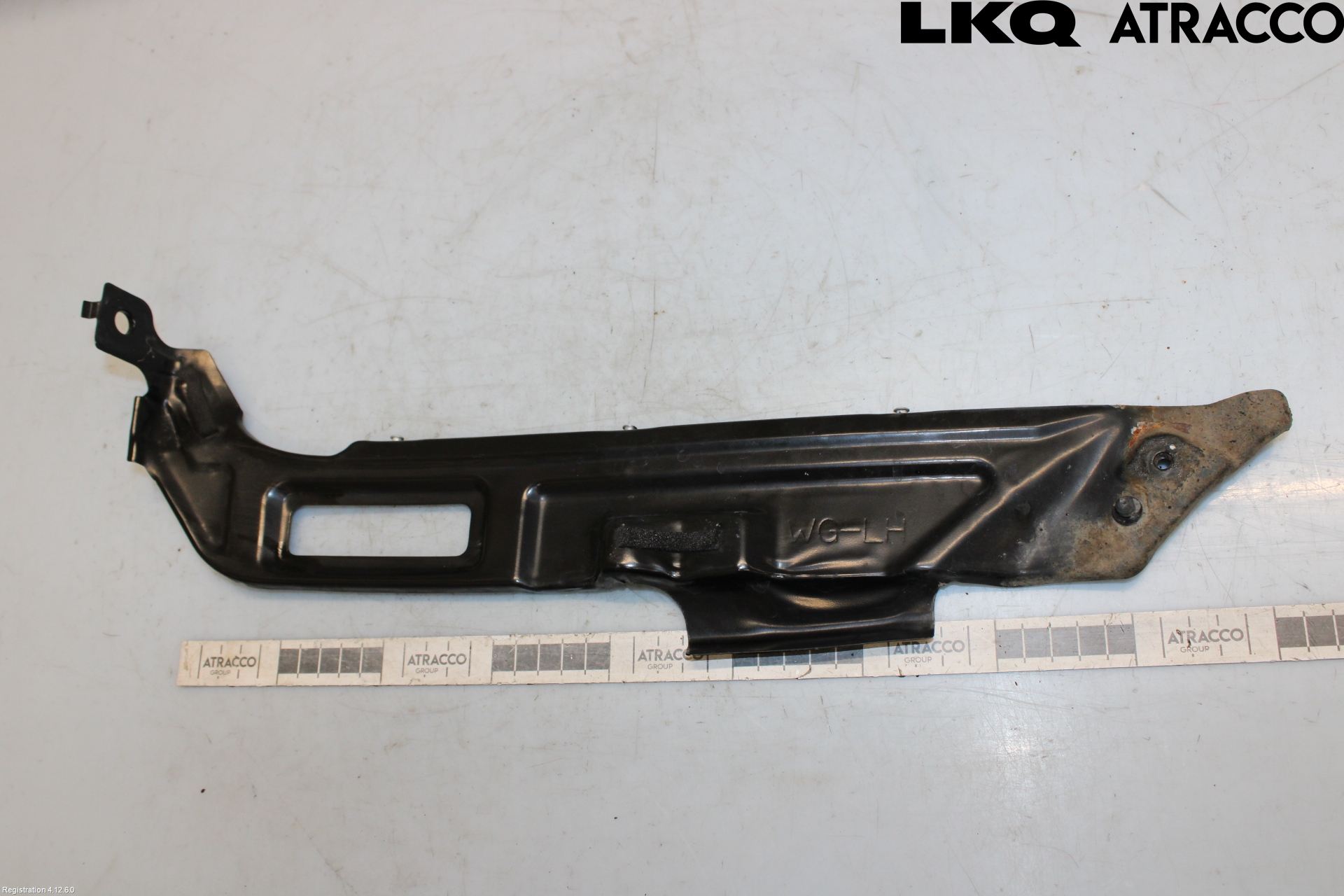 Subaru IMPREZA II  06-07 Stötfångarfäste Bak Vä