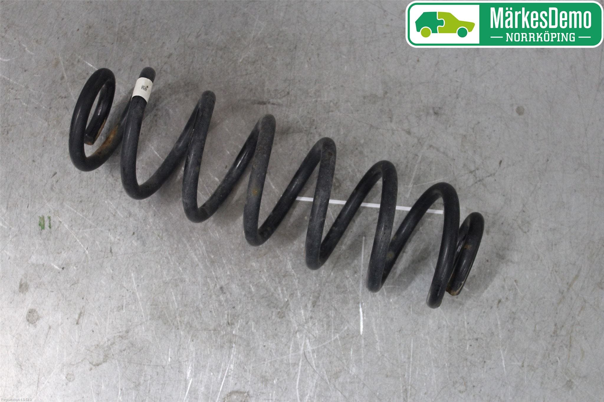 Skoda SUPERB 16-24 Fjäder Bak