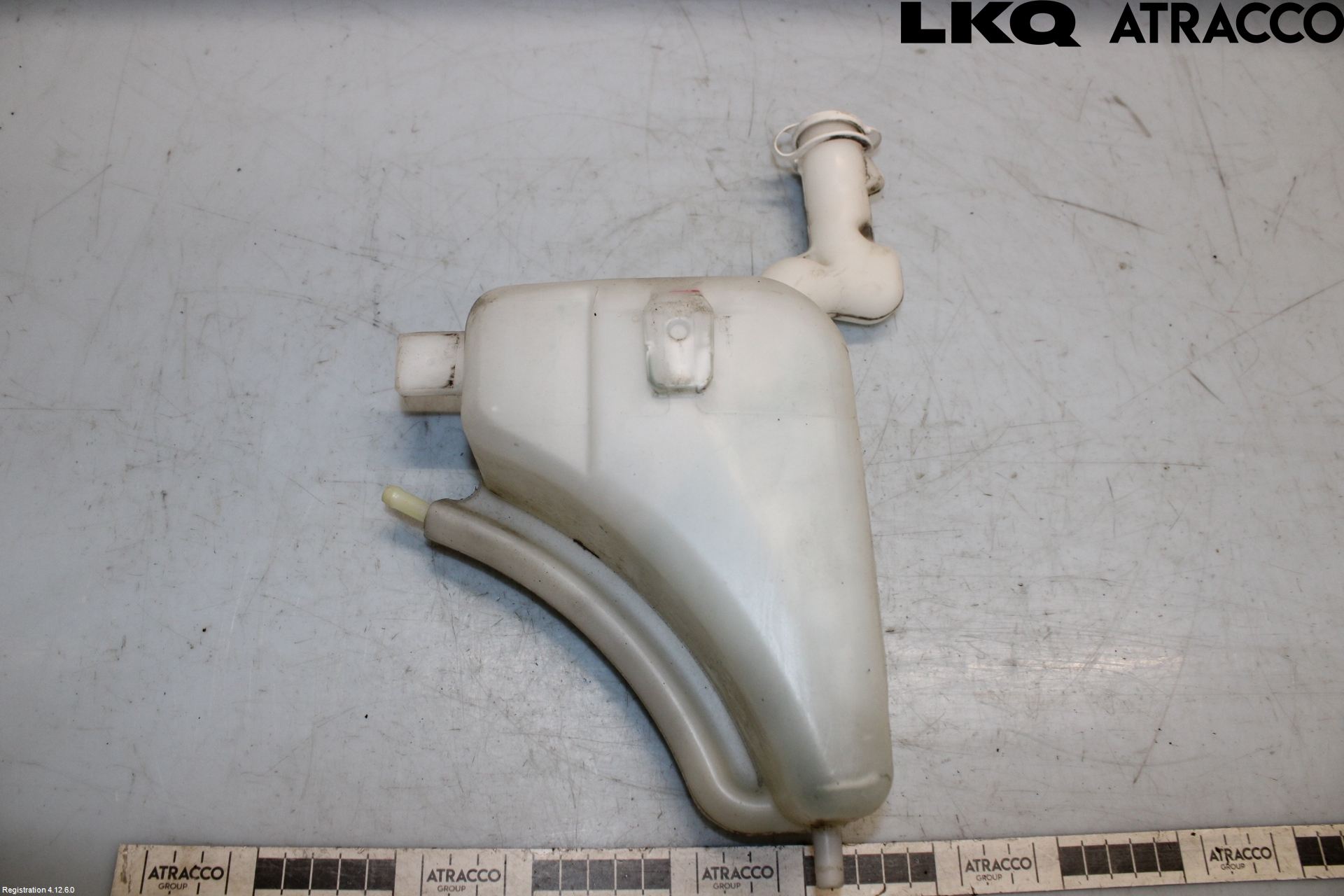 Mitsubishi OUTLANDER 13-21 Expansionstank