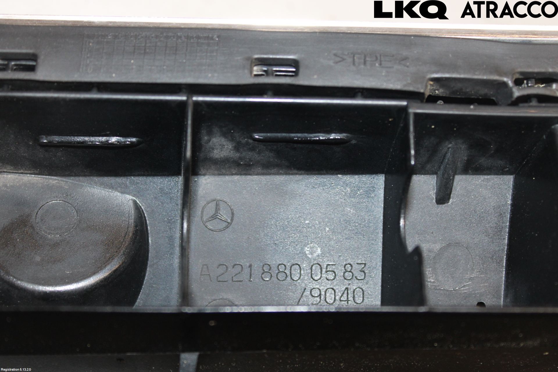 Mercedes-Benz MB S-KLASS (W221) 05-13 Grill-Galler