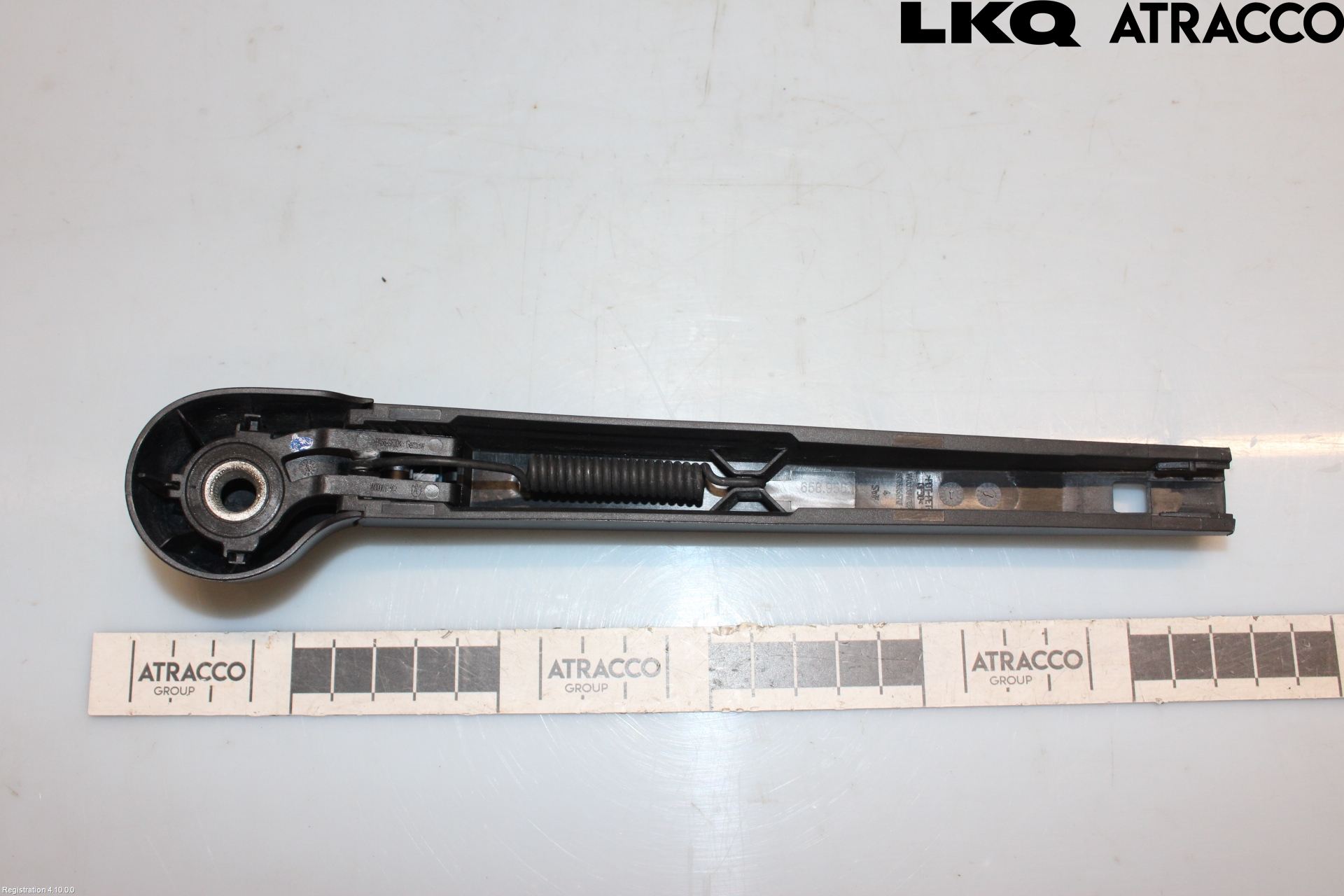 Skoda KAMIQ 20- Torkararm-Bakruta