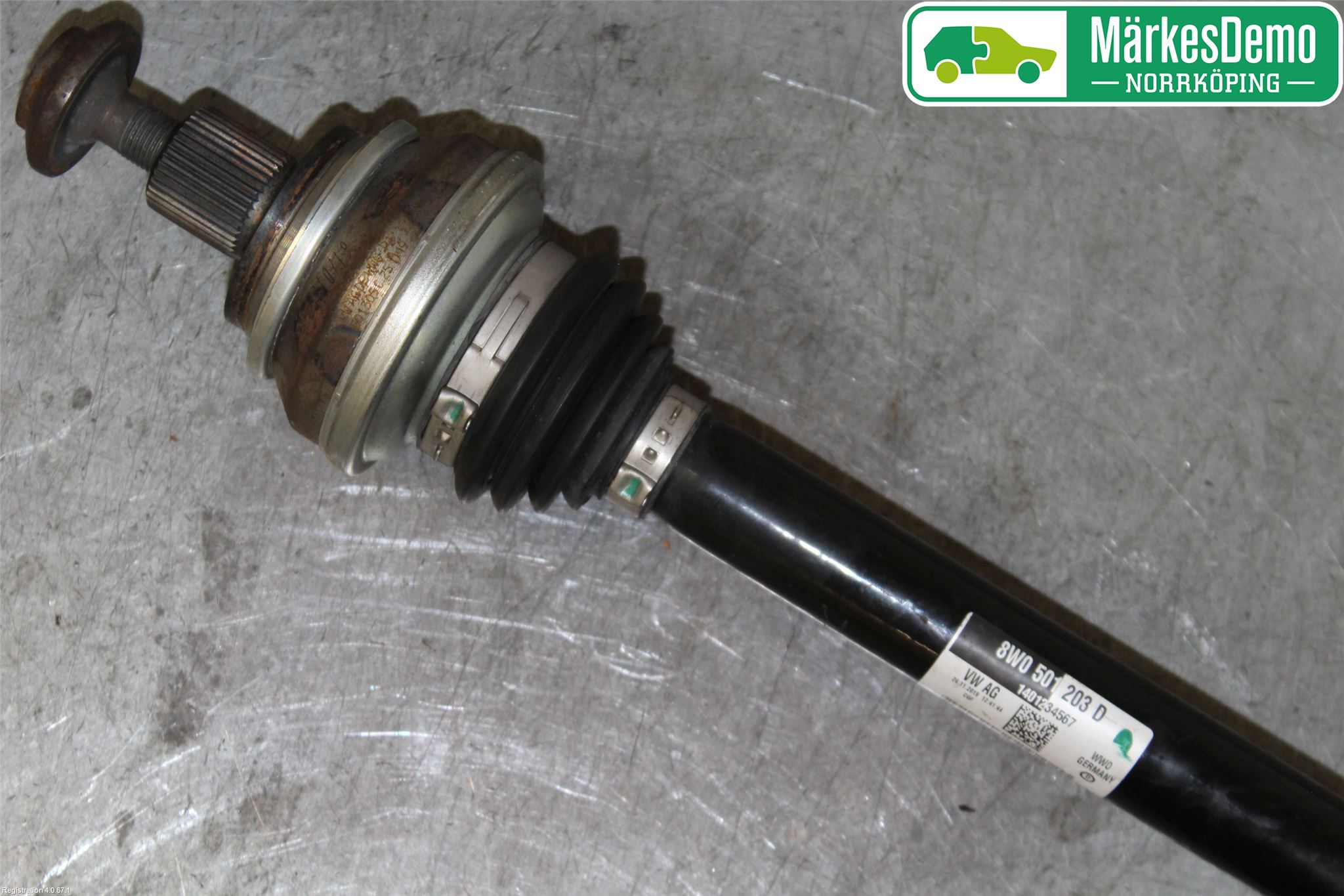 Audi A4/S4 B9 20- Drivaxel Bak Höger