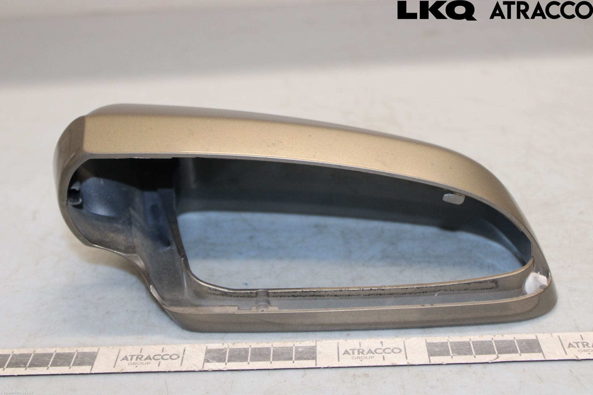 Audi A6/S6     05-11 Spegel Yttre Kåpa-Ram-Hus Vä