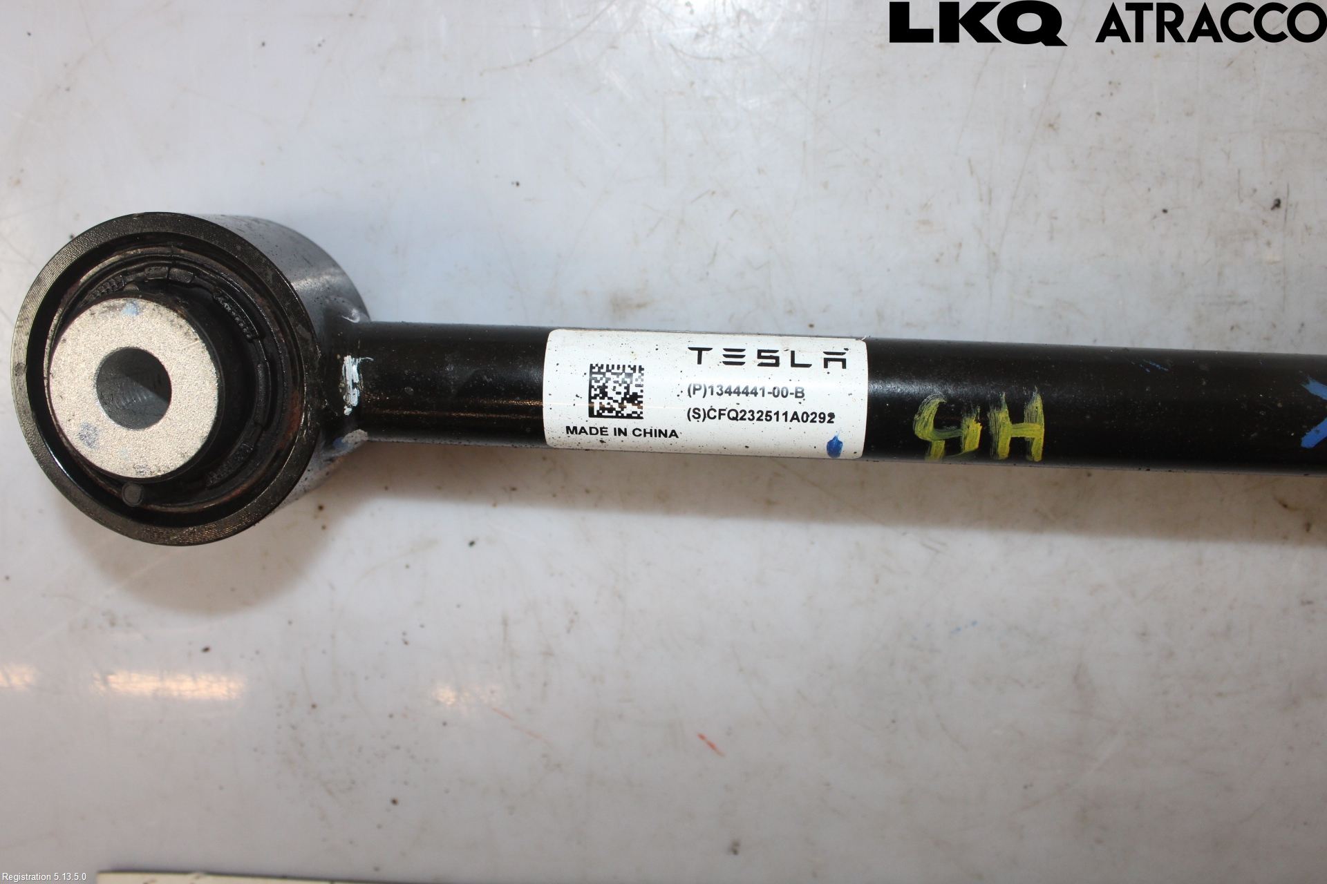 Tesla MODEL 3 17- Bärarm Bak Höger