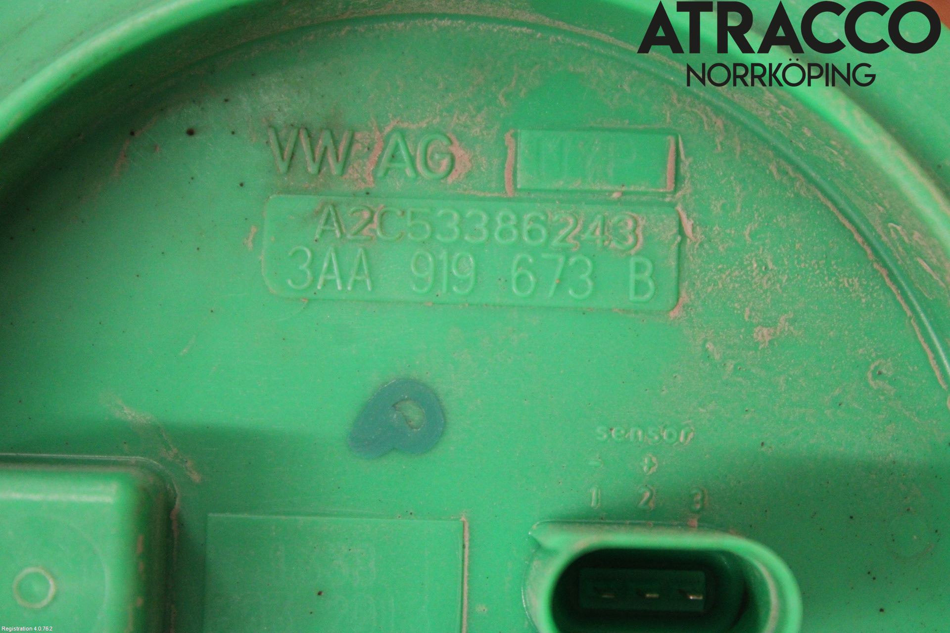 Volkswagen VW PASSAT 11-14 Givare Tank