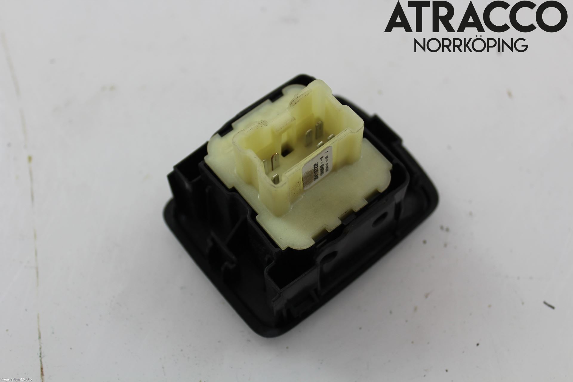 Renault TRAFIC/E-TECH 15- Strömställare Elhiss