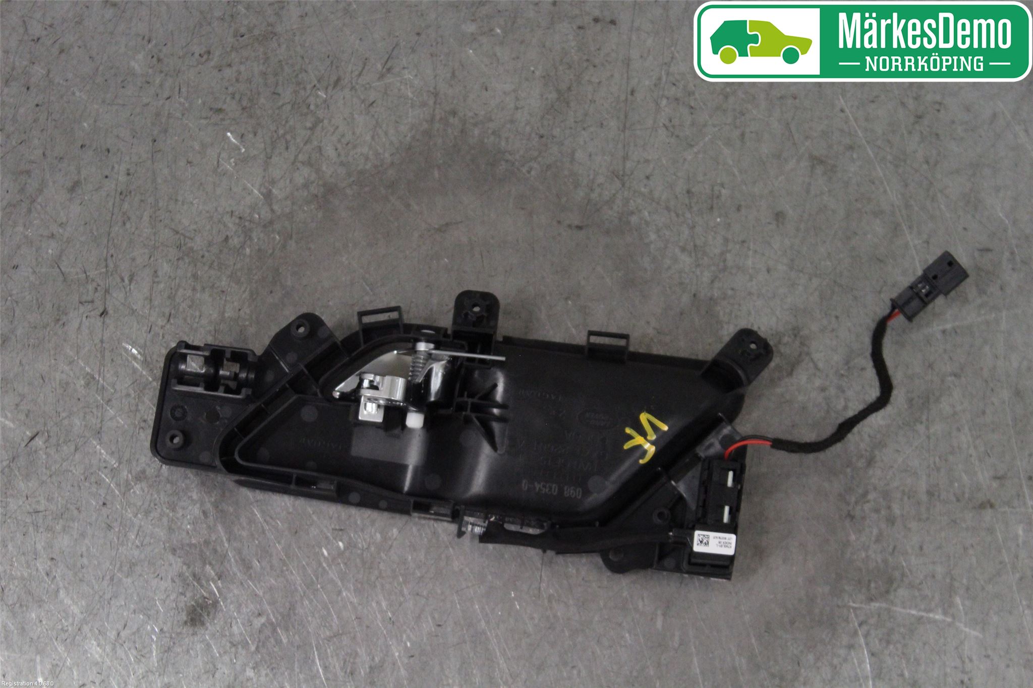 Jaguar F-PACE Dörrhandtag Inre Vä