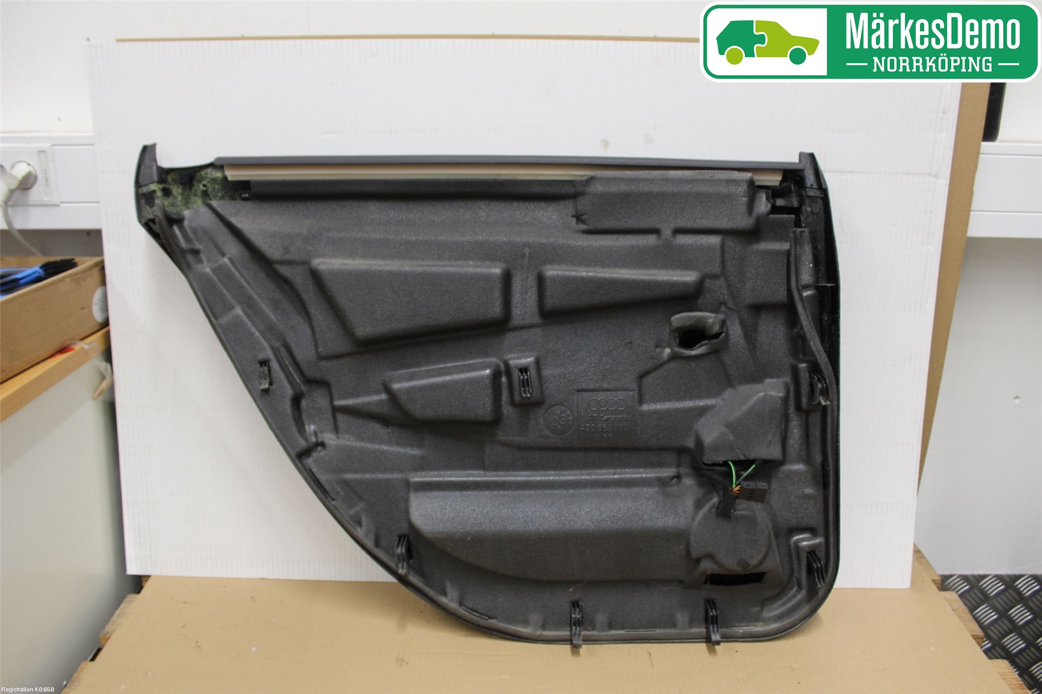 Audi A6/S6     97-05 Dörrklädsel Hö