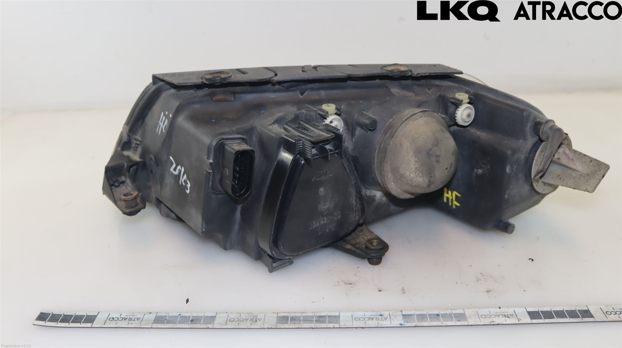 Volkswagen VW PASSAT 01-05 Strålkastare Höger