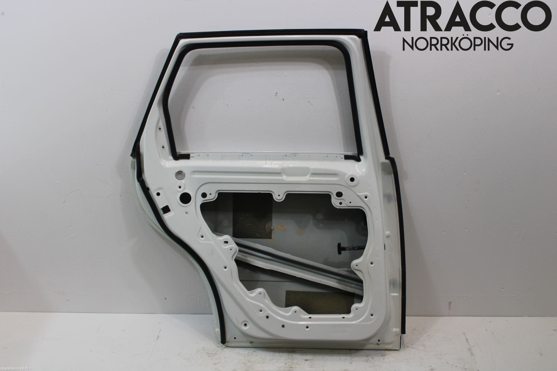 Volvo V50 08-12 Dörr Bak Vänster