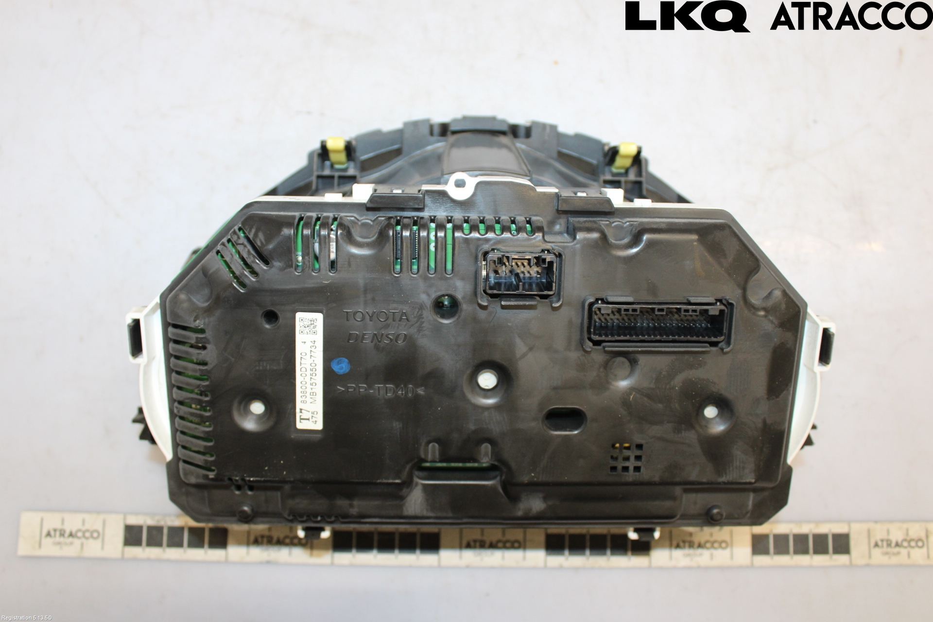 Toyota YARIS XP130 12-14 Instrument Komb