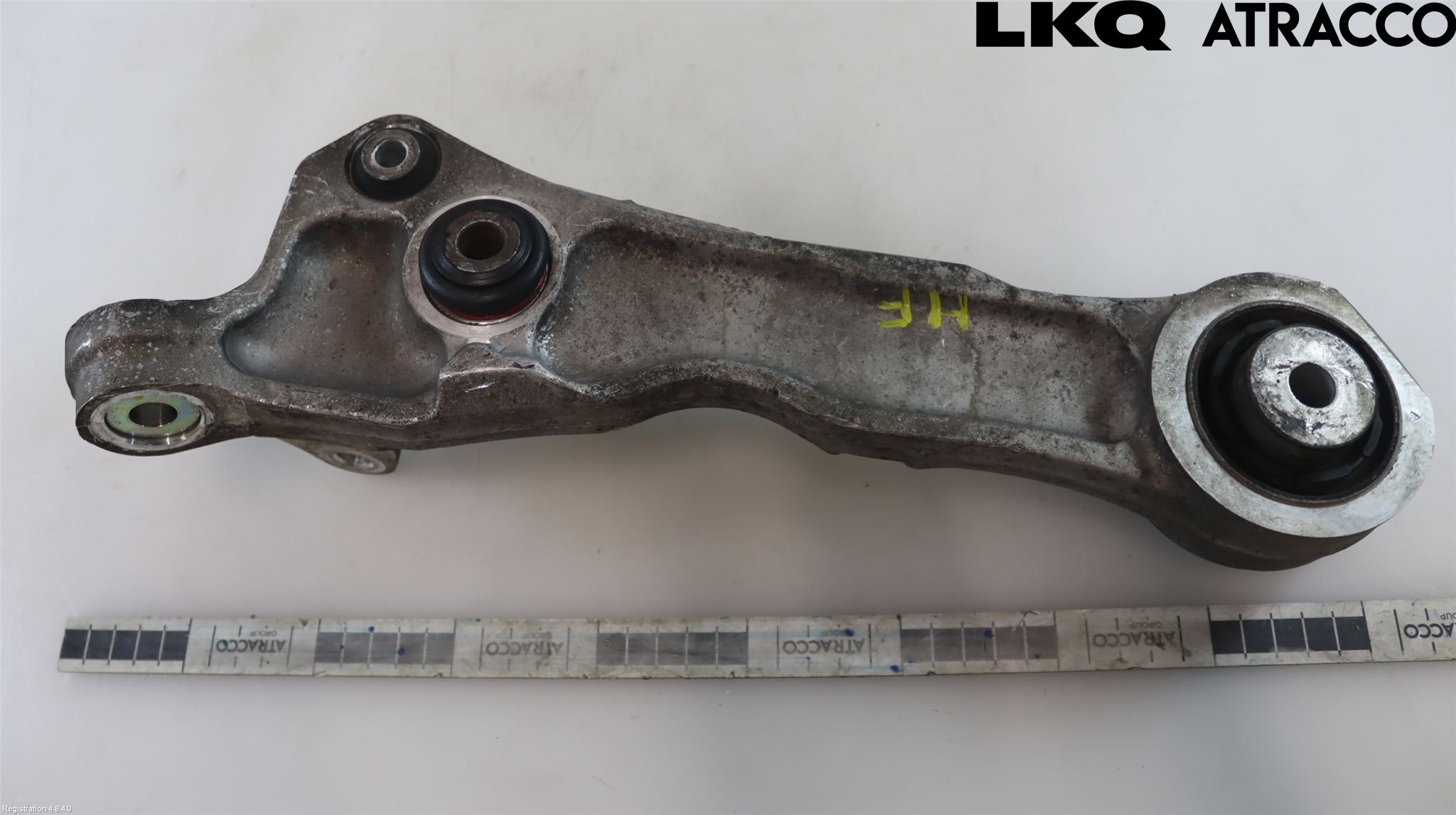 Jaguar XJ X350        03-09 Bärarm Fram Undre Hö