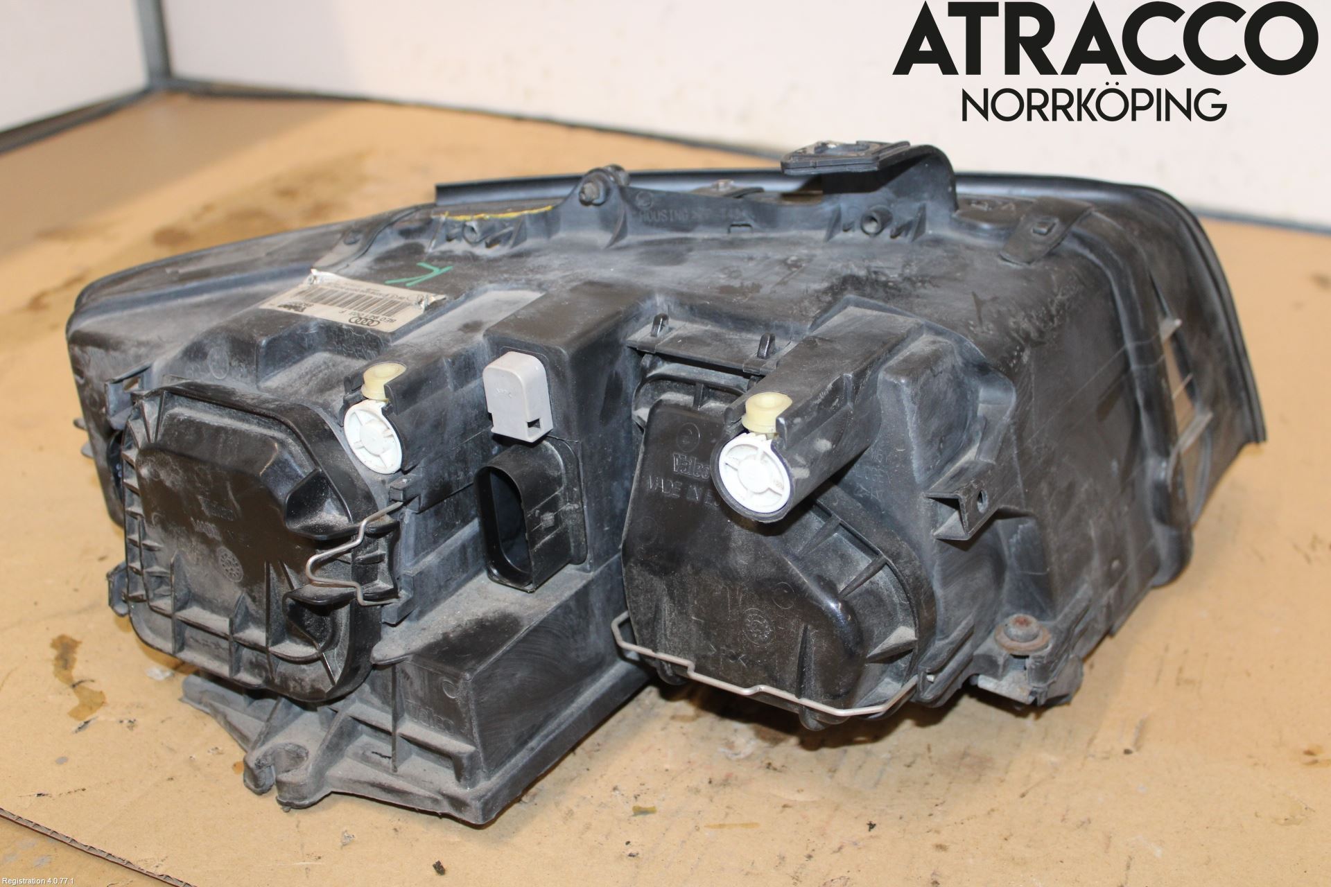 Audi A4/S4 01-05 Strålkastare Vänster