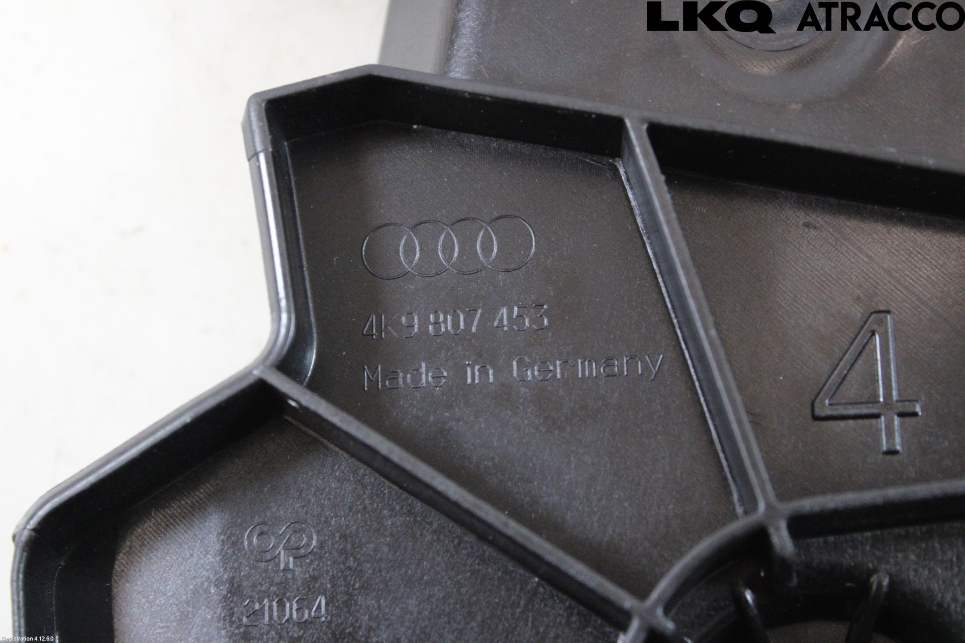 Audi A6 F2/C8 19- Stötfångarfäste Bak Vä