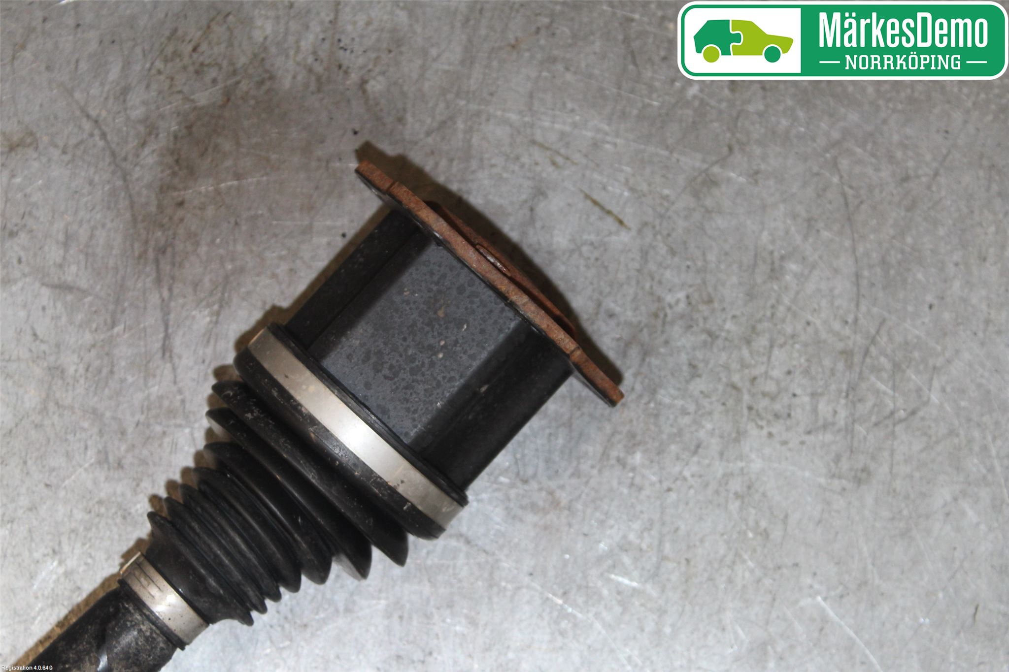 Audi A6 F2/C8 19- Drivaxel Fram Vänster