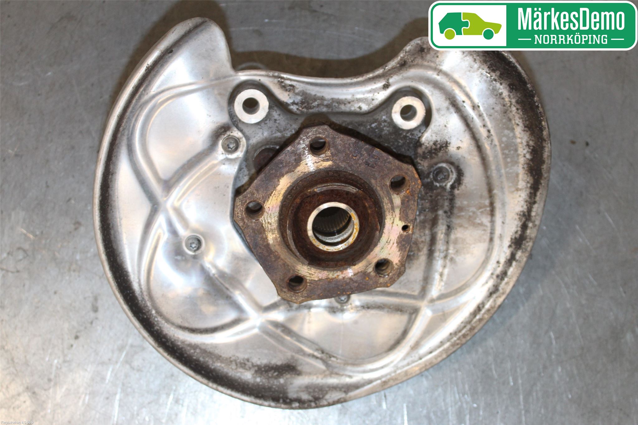 Audi A5 17- Hjullagerhus-Spindel Hö B