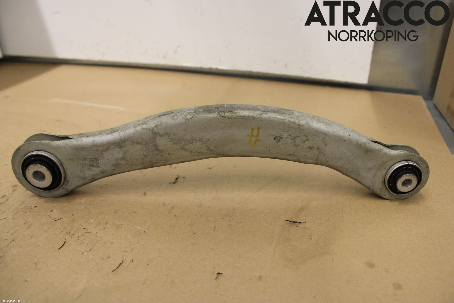 Audi A6 F2/C8 19- Bärarm Bak Övre Höger