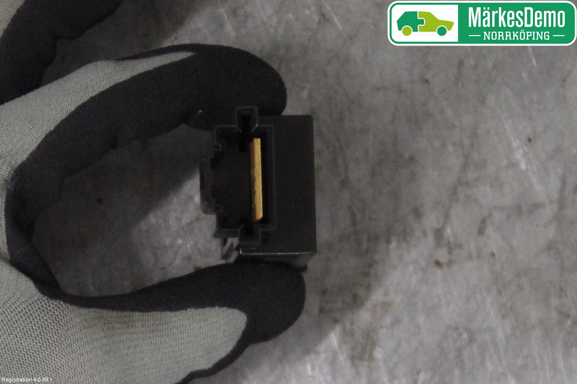 Mitsubishi OUTLANDER 01-07 Strömställare Dimmer