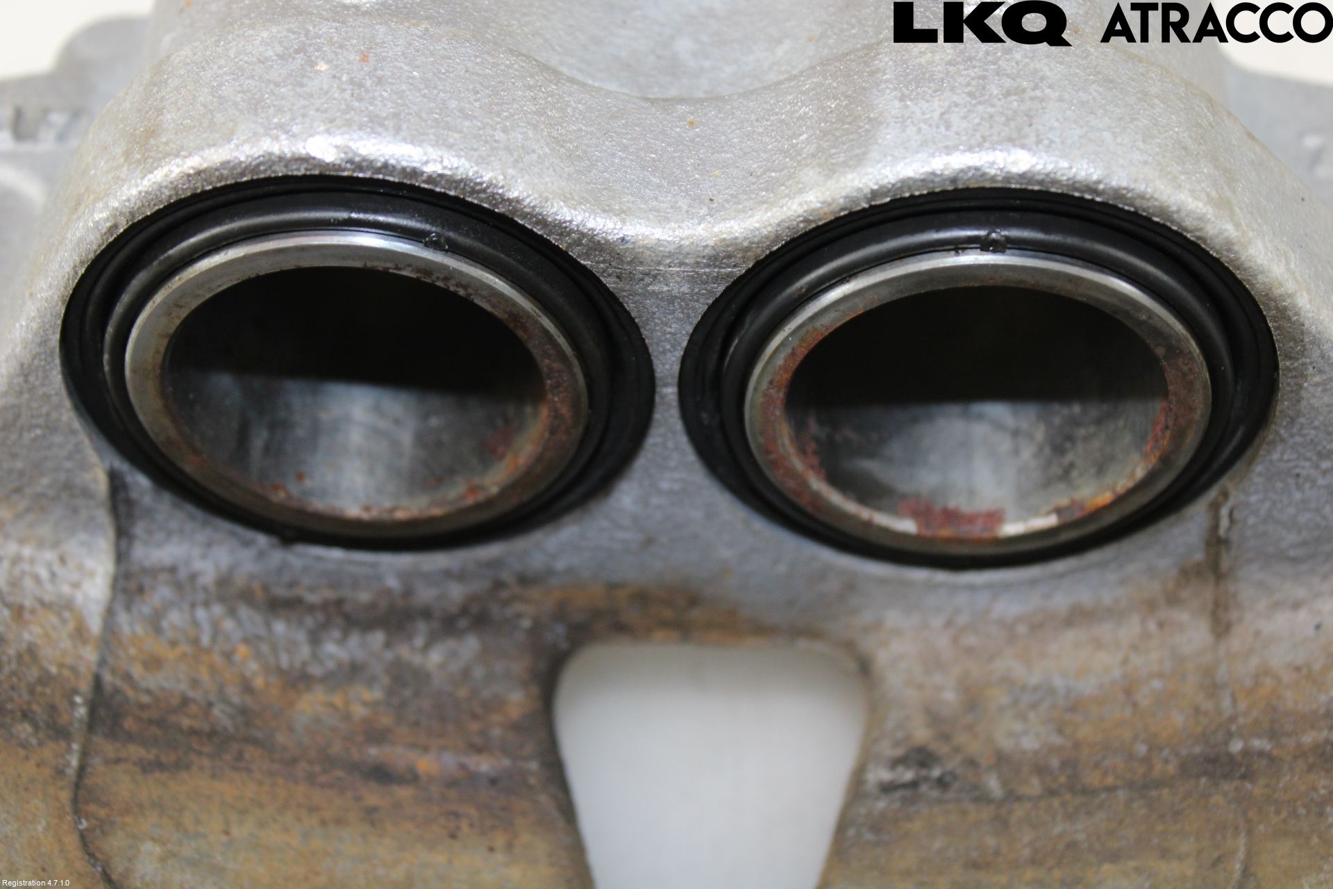 Skoda ENYAQ iV 21- Bromsok Fram Höger