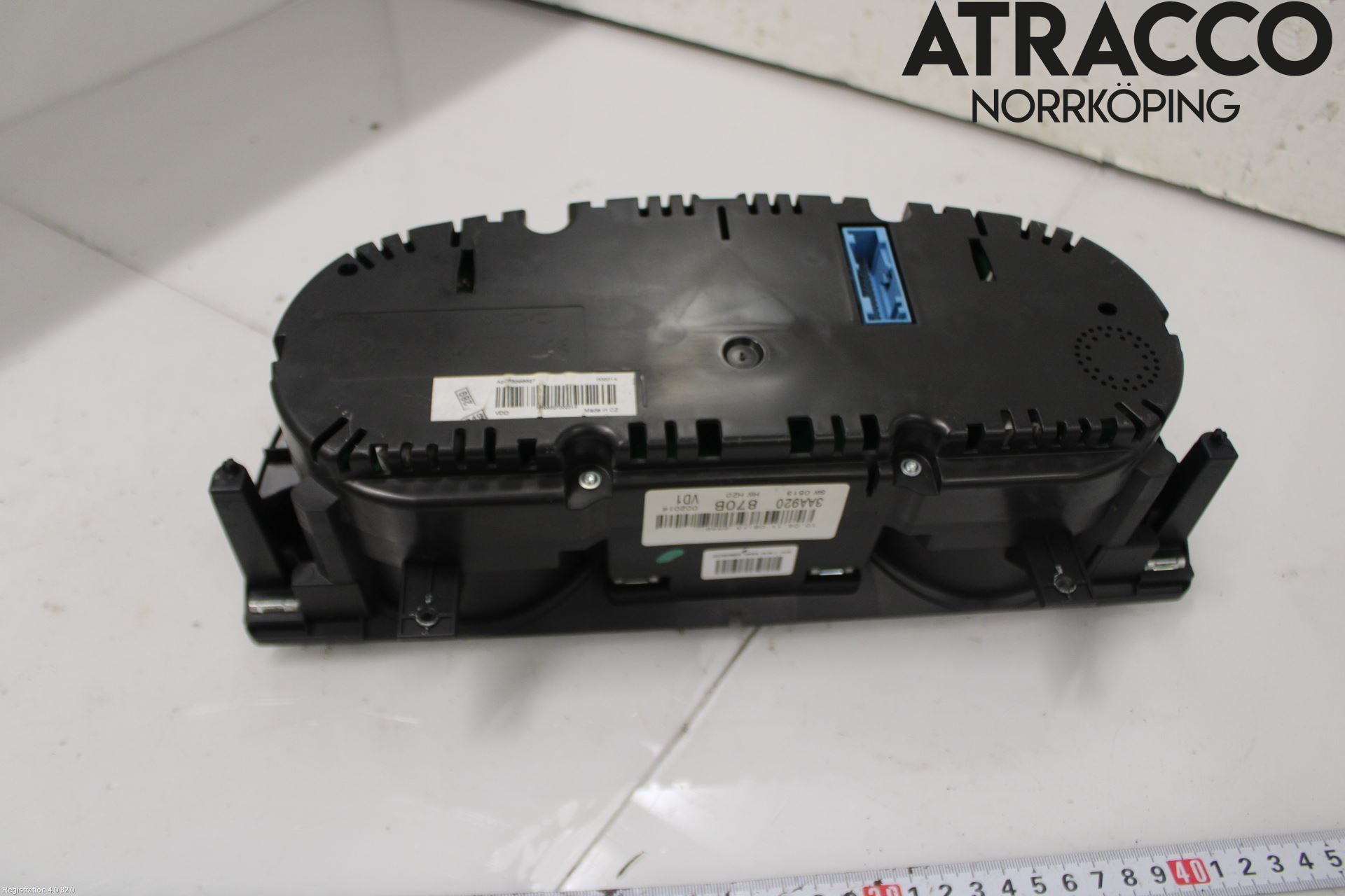Volkswagen VW PASSAT 11-14 Instrument Komb