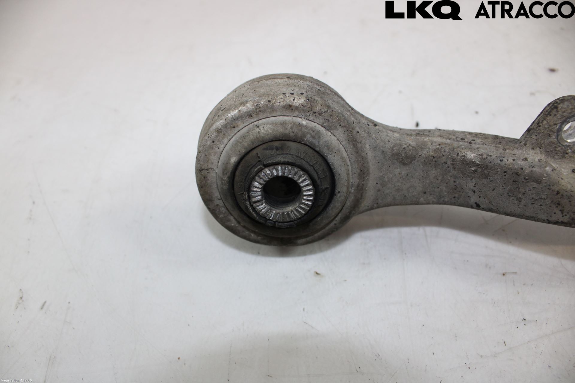BMW 5 E60/61 Sed/Tou 02-10 Bärarm Fram Undre Hö