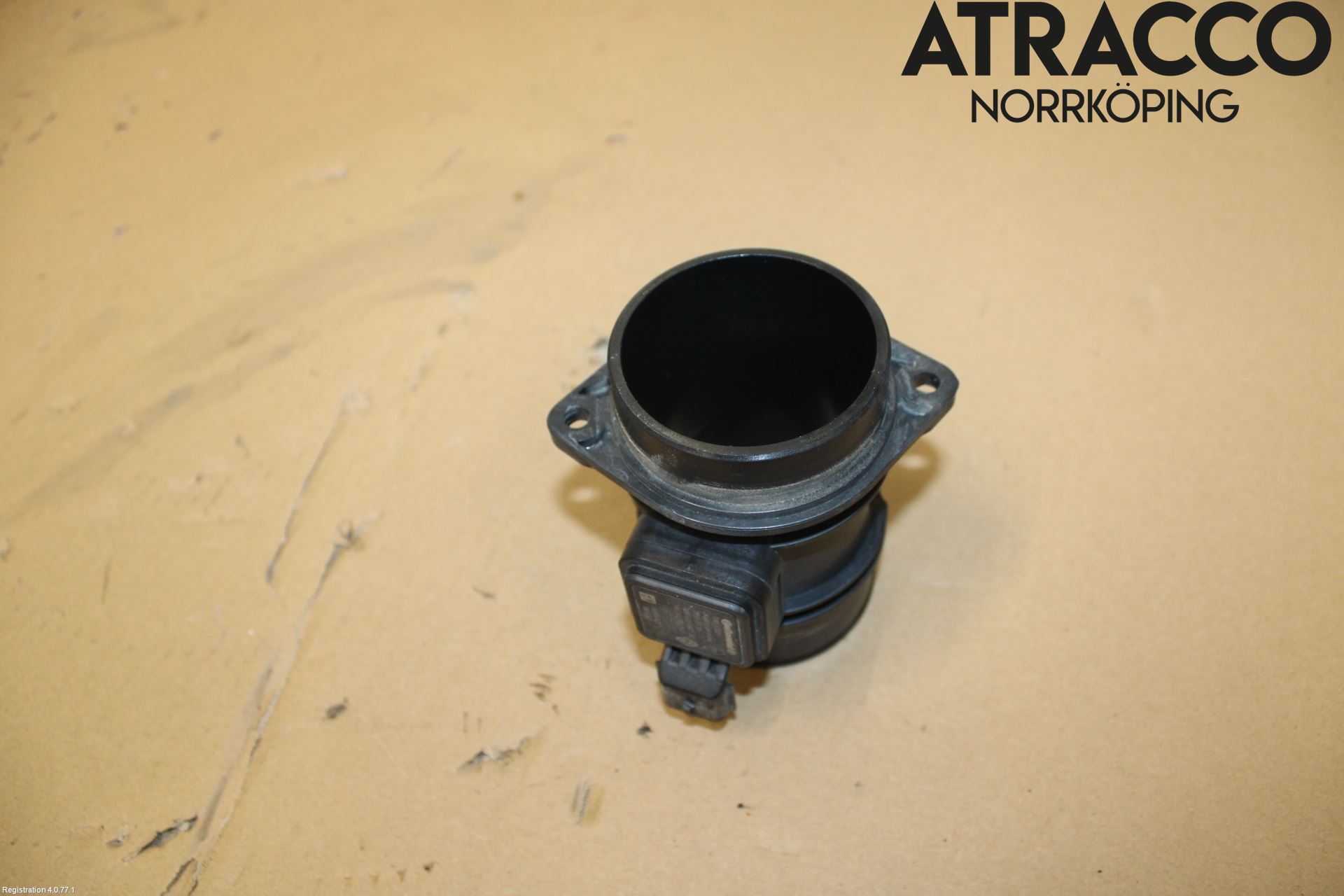 Nissan QASHQAI+2  10-14 Injluftmassamätare