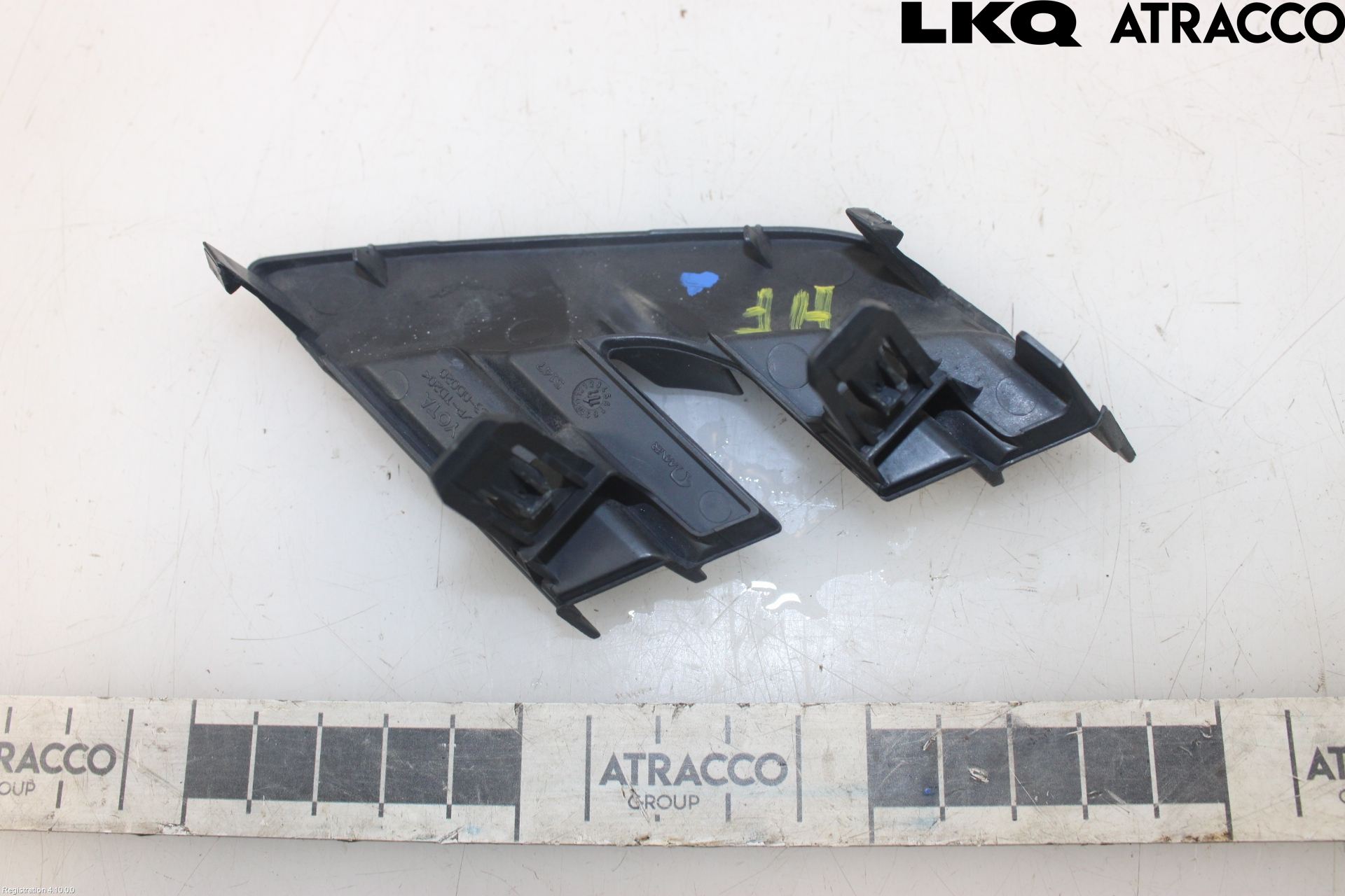 Toyota YARIS XP130 12-14 Grilldel Höger