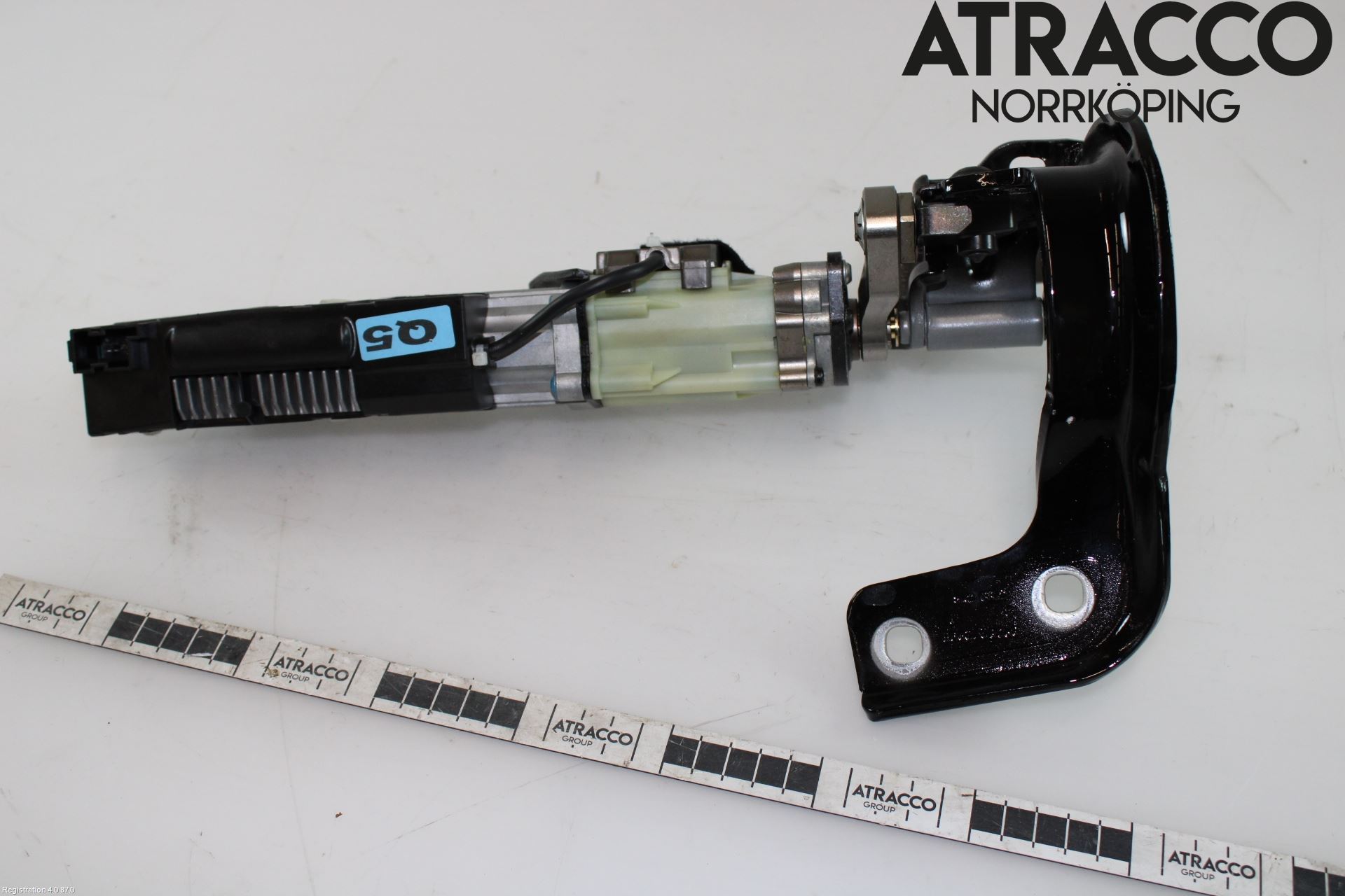 Audi Q5 09-16 Bakluckegångjärn Vä