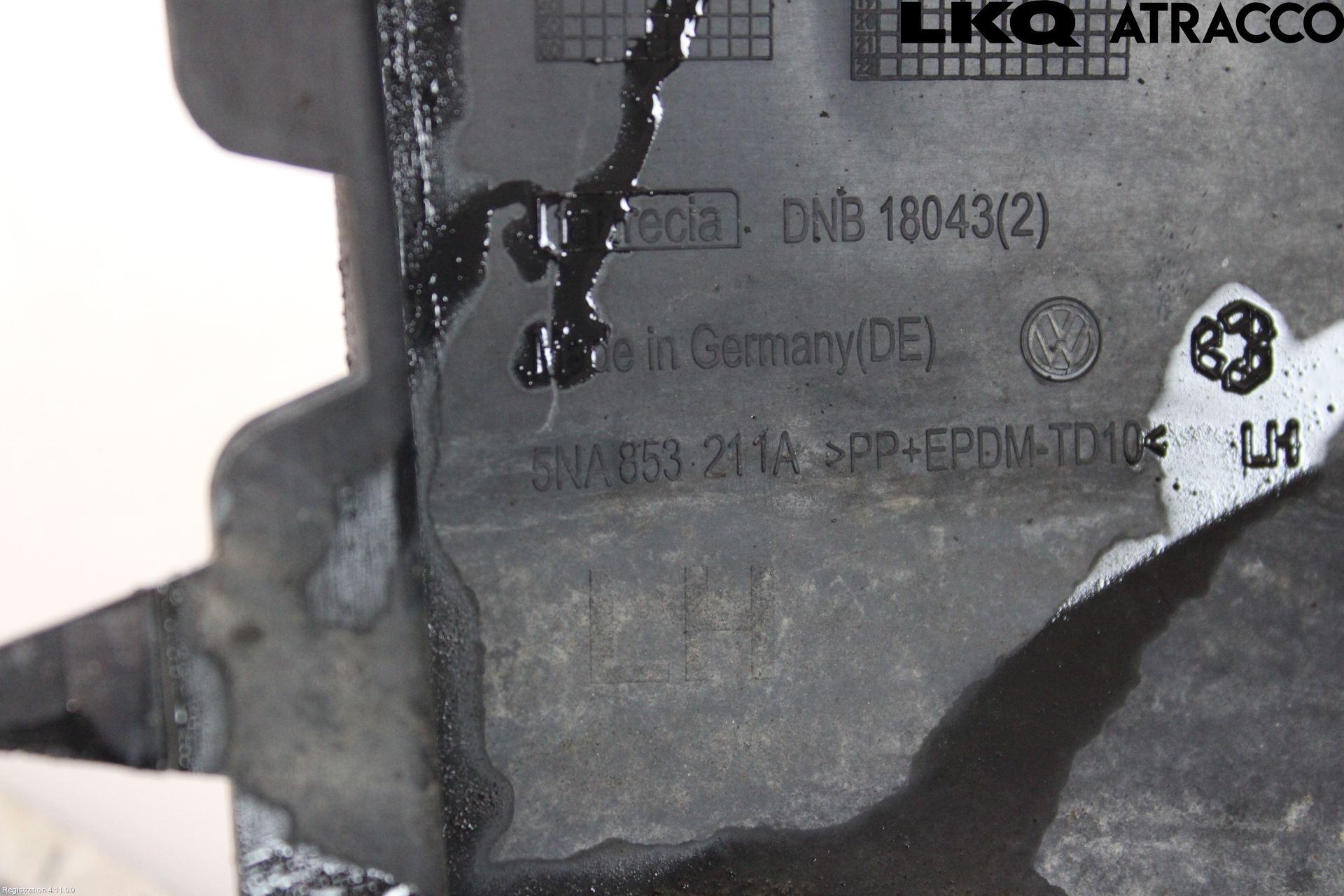Volkswagen VW TIGUAN 16-24 Dimljussarg Fram