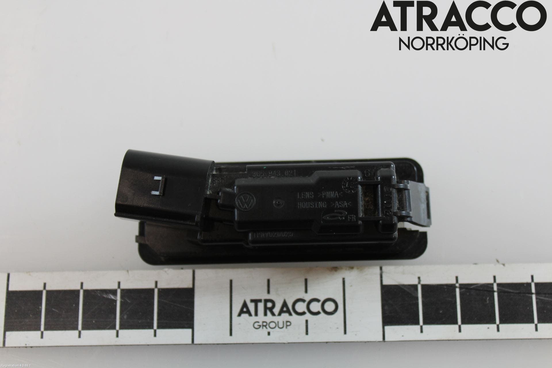 Seat LEON 20- Skylt Belysning