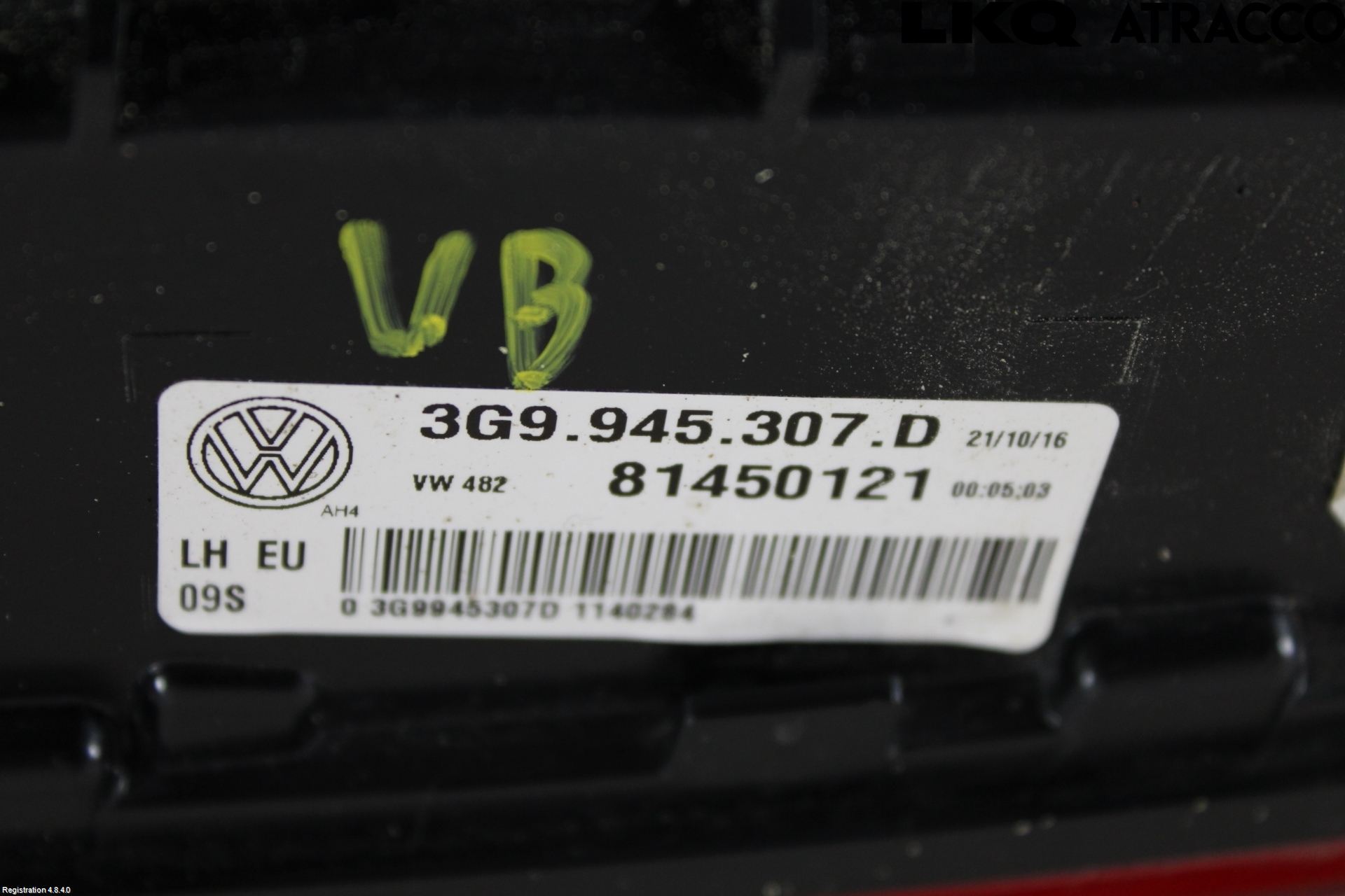 Volkswagen VW PASSAT 15-19 Bakljus Lucka Vä