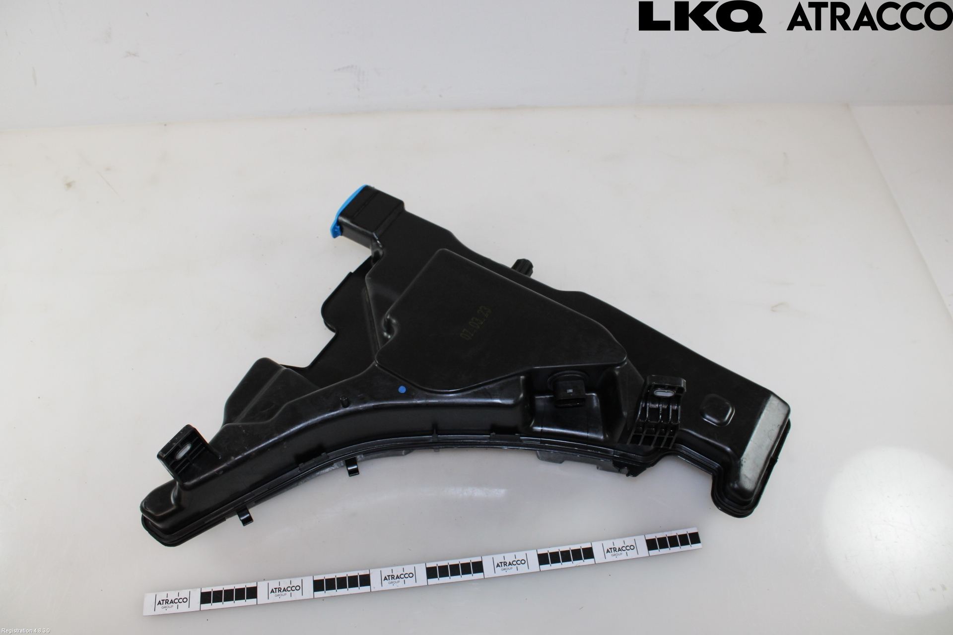 Audi A4/S4 B9 20- Spolartank Vindruta