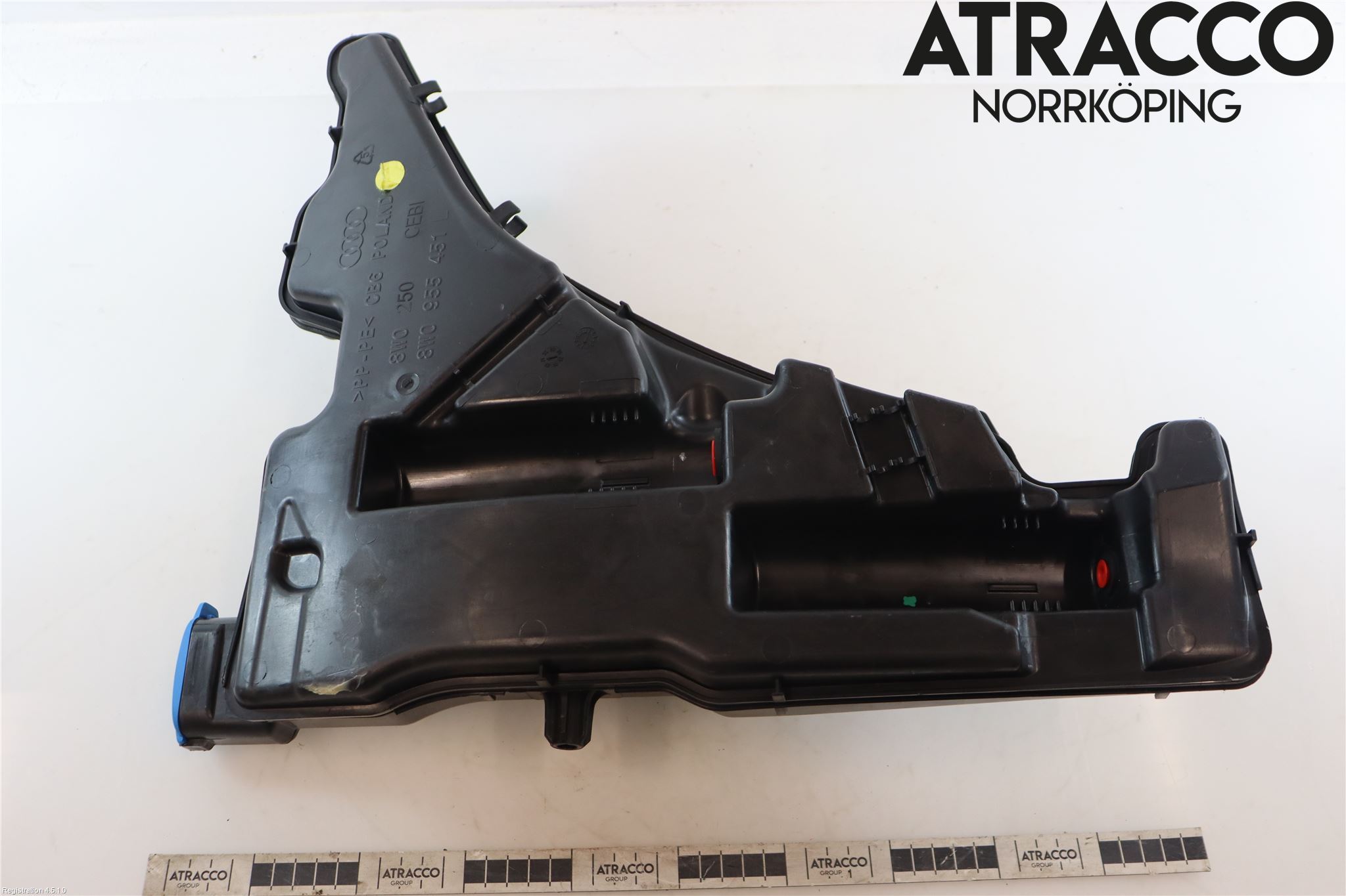 Audi A4/S4 B9 20- Spolartank Vindruta-Strål