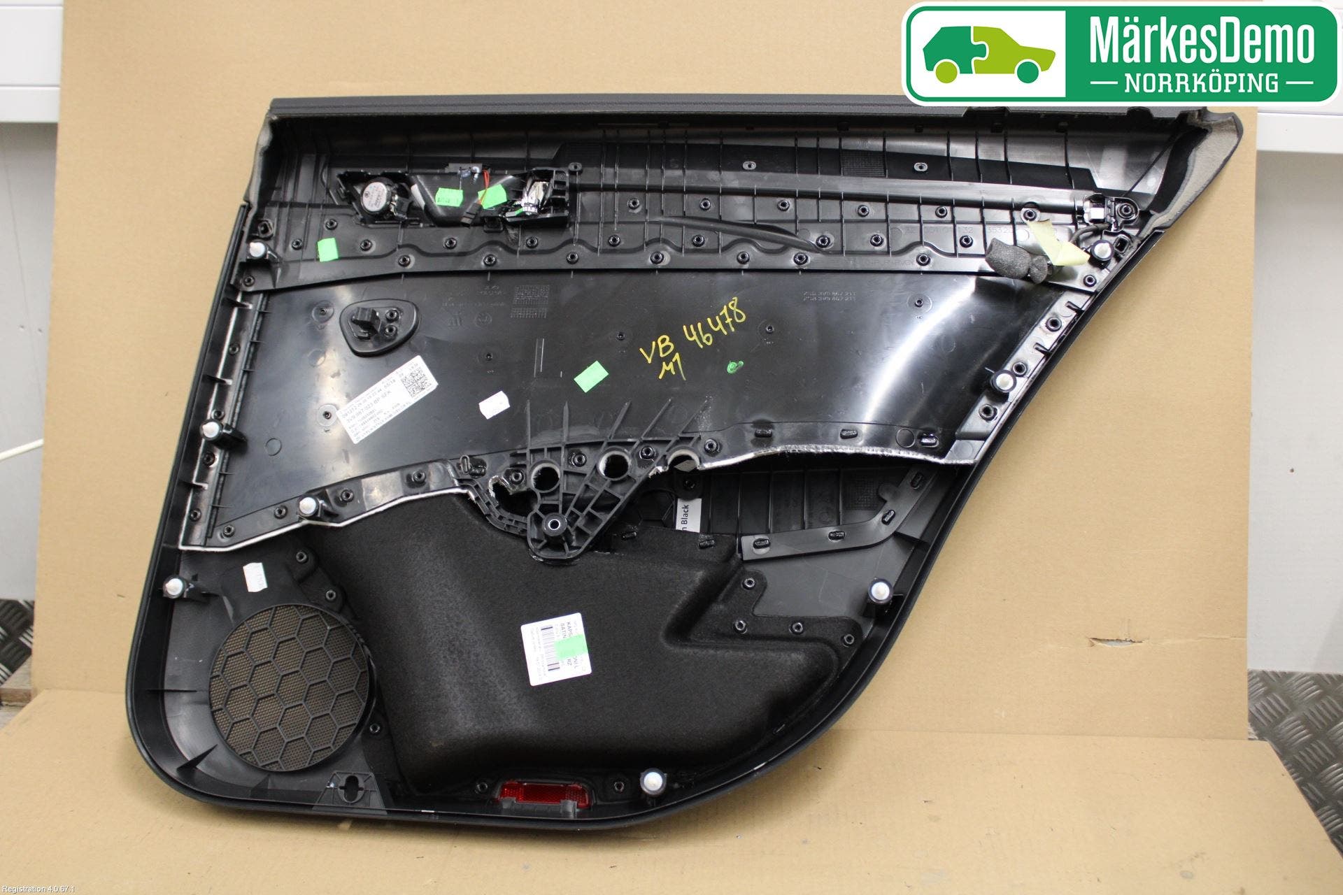 Skoda SUPERB 16-24 Dörrklädsel Vä