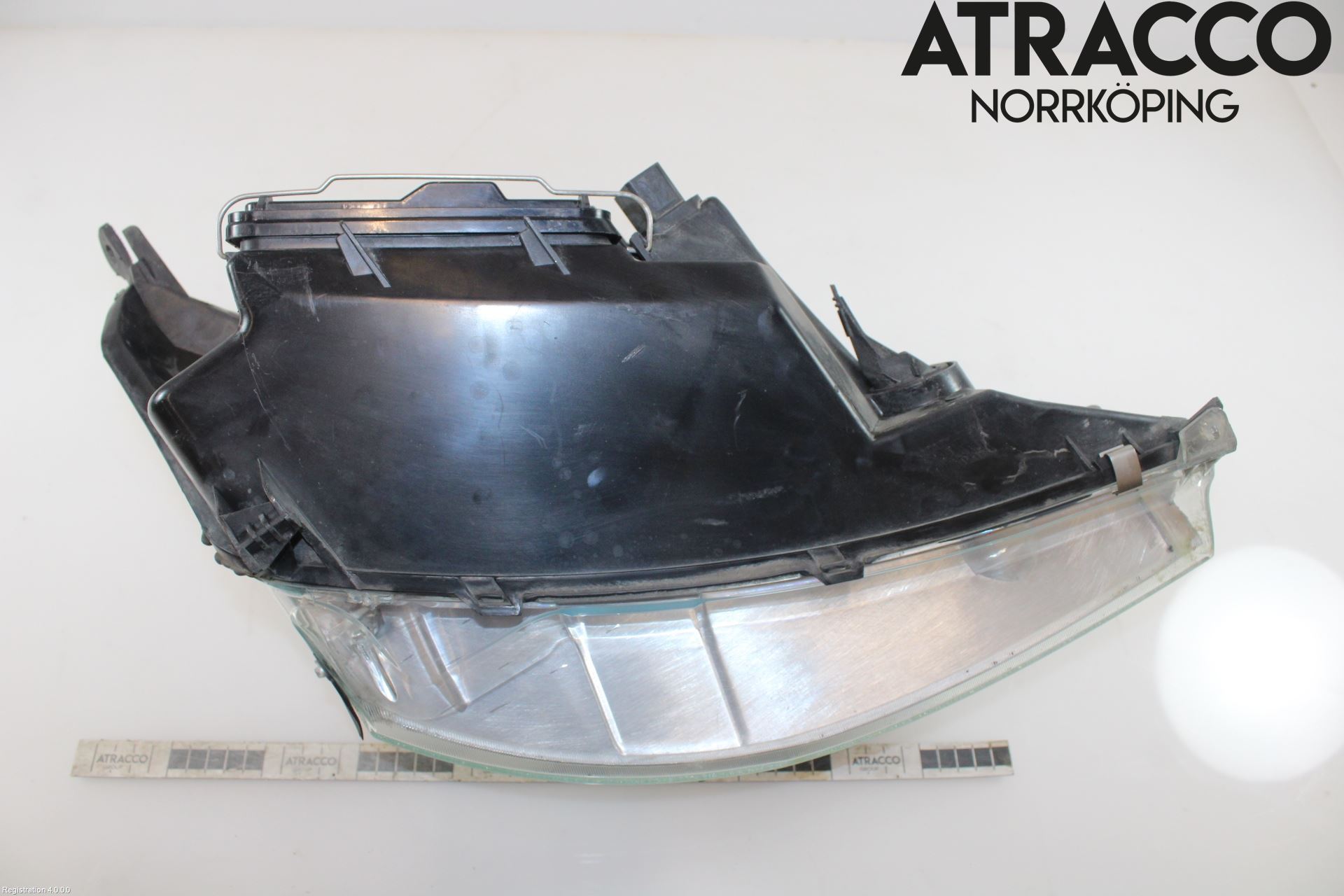 Ford FOCUS     99-04 Strålkastare Vänster