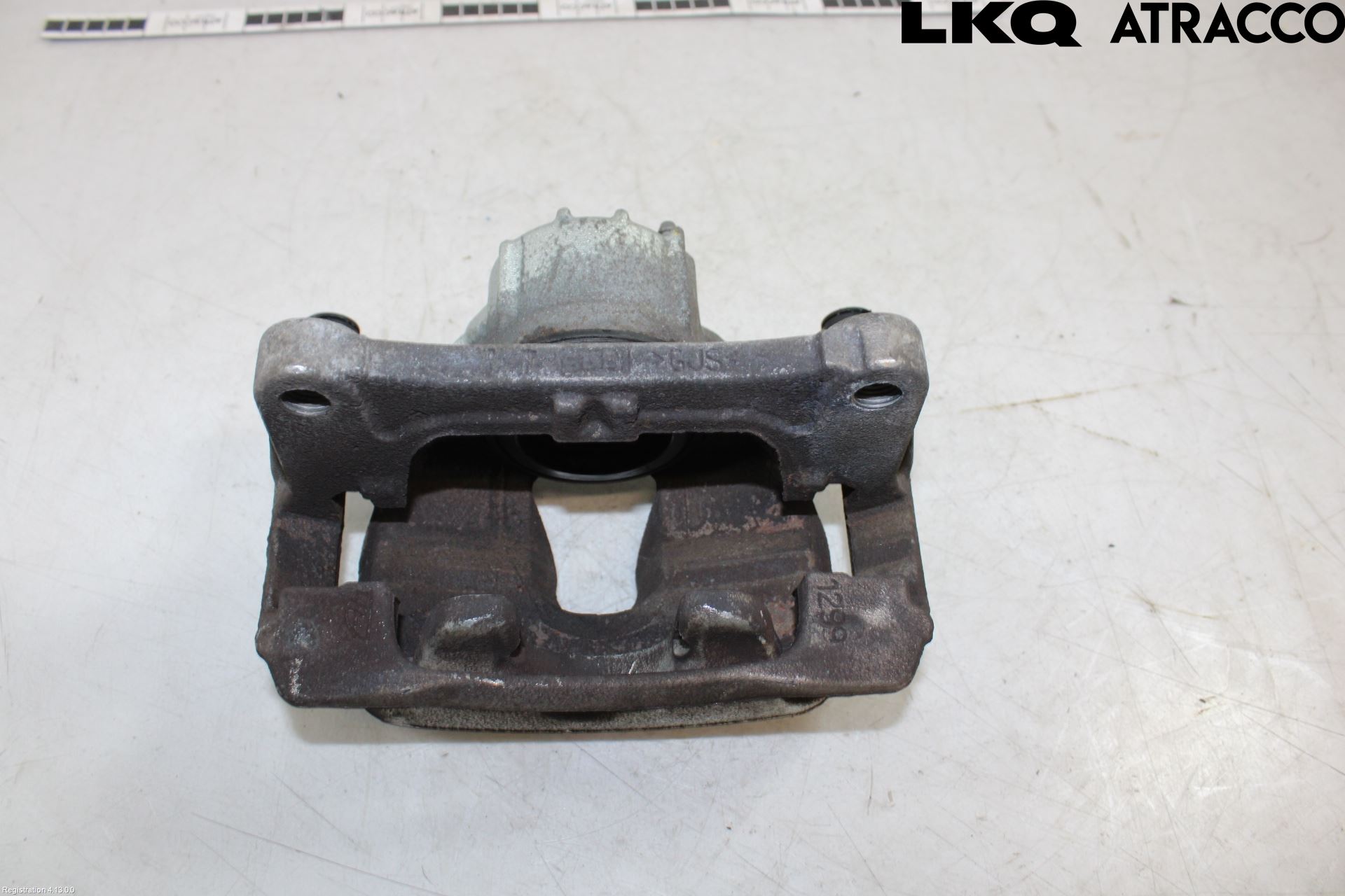 Volkswagen VW PASSAT 24- Bromsok Fram Höger