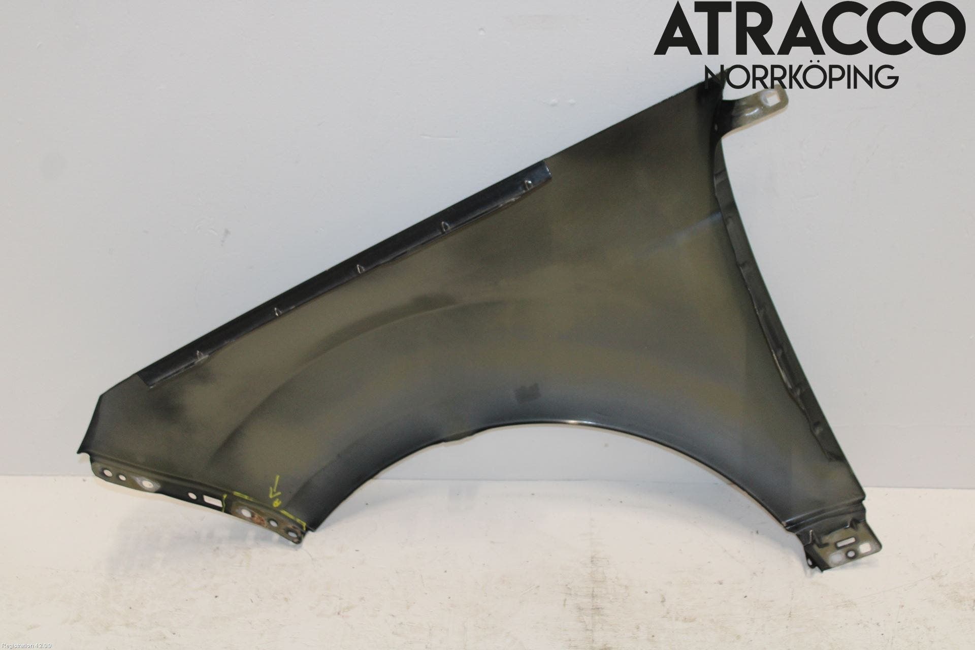 Ford ECOSPORT 17- Skärm Fram Höger