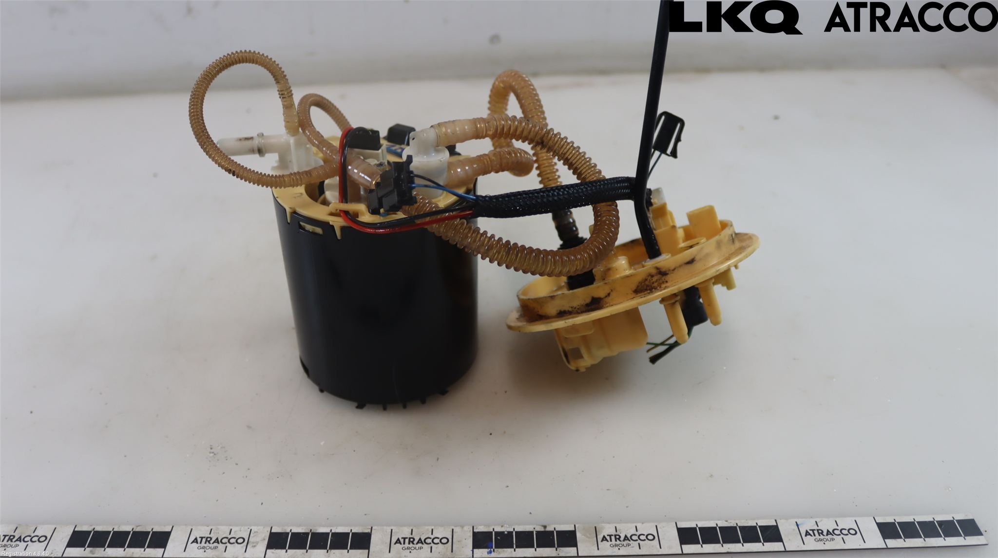 Jaguar XJ X351        10- Bränslepump El