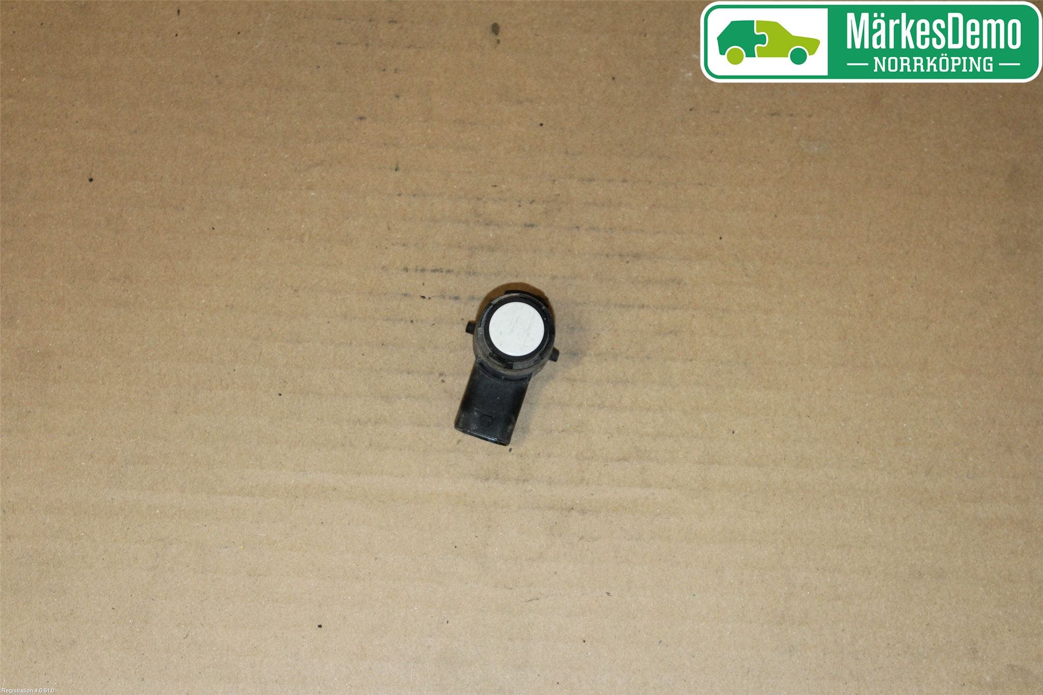 Skoda OCTAVIA (5E) 13-20 Parkeringshjälp Frontsensor