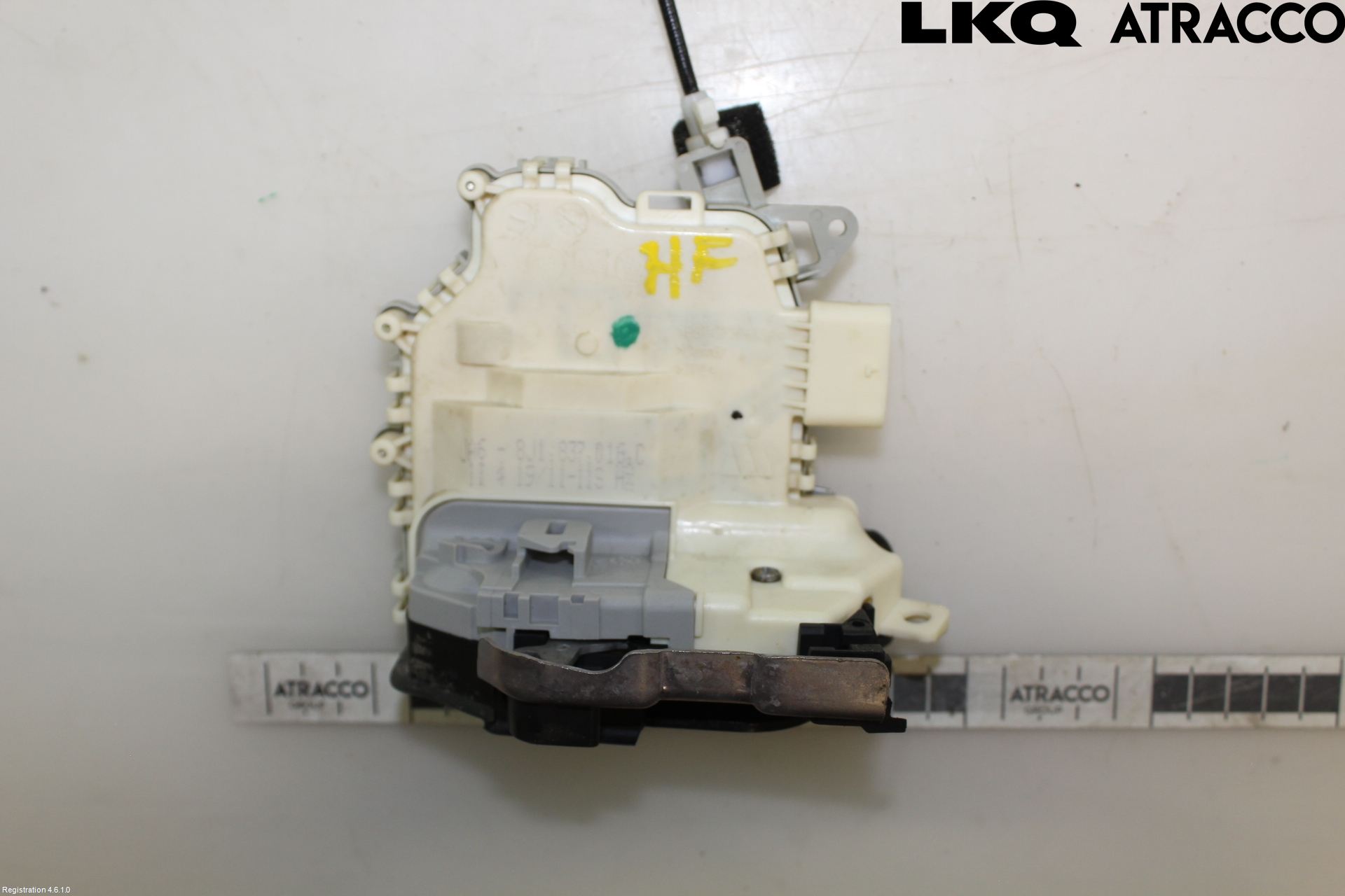 Audi A4 ALLROAD 09-16 Låskista-Dörrlås