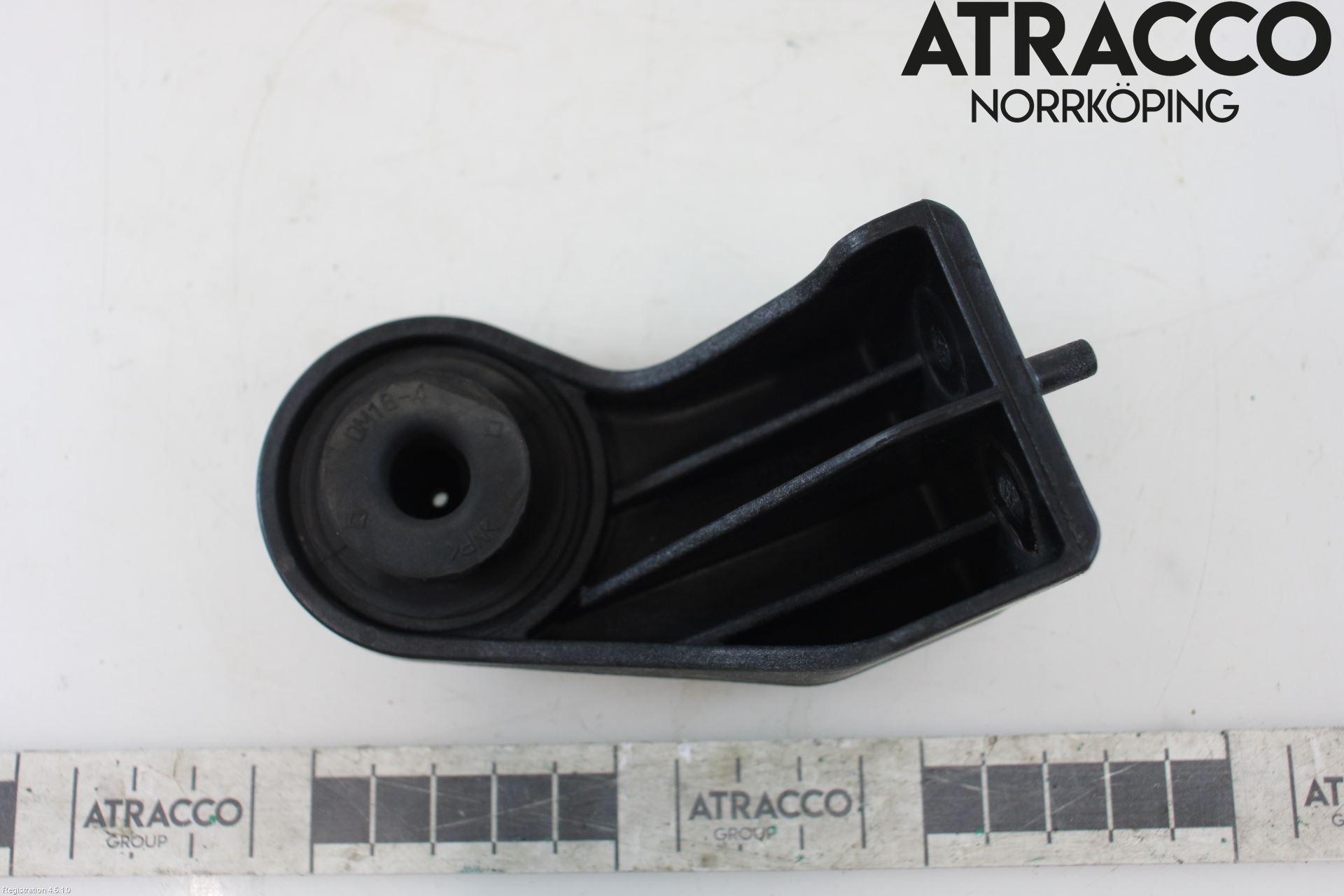 Kia SORENTO 15-20 Kylarfäste-Ram-Balk