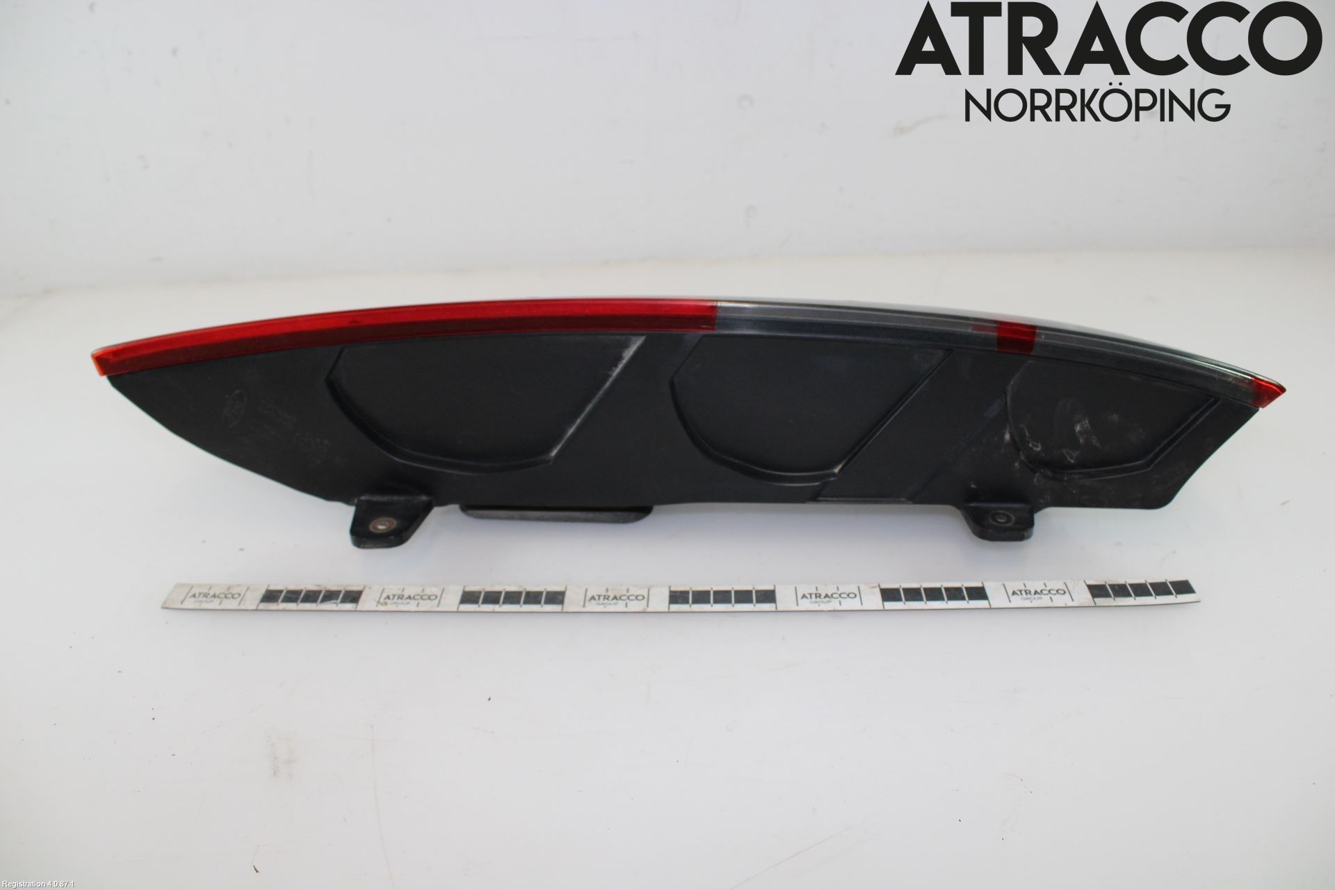 Ford FOCUS     04-07 Bakljus Höger