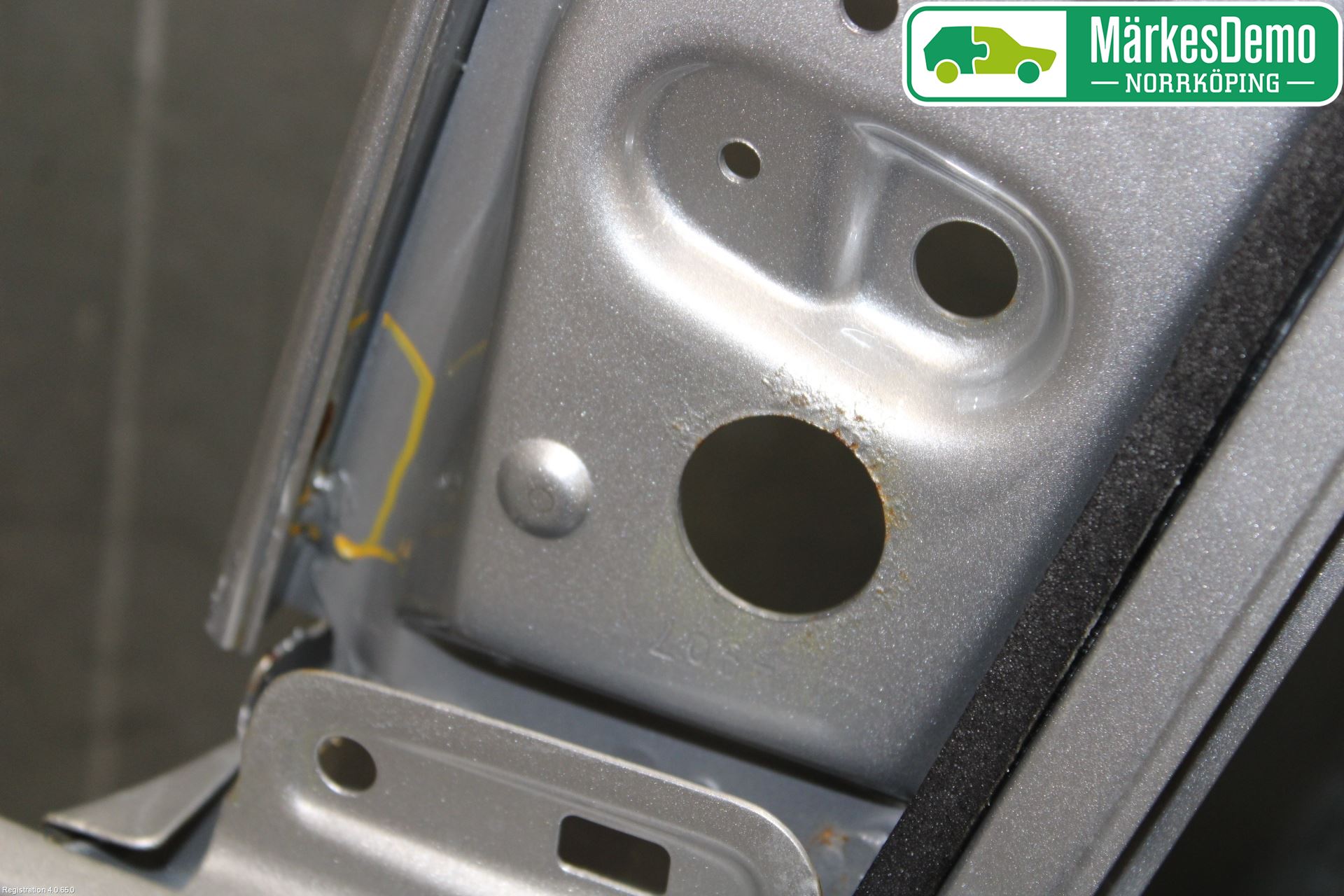 Ford FIESTA     06-08 Dörr Fram Vänster