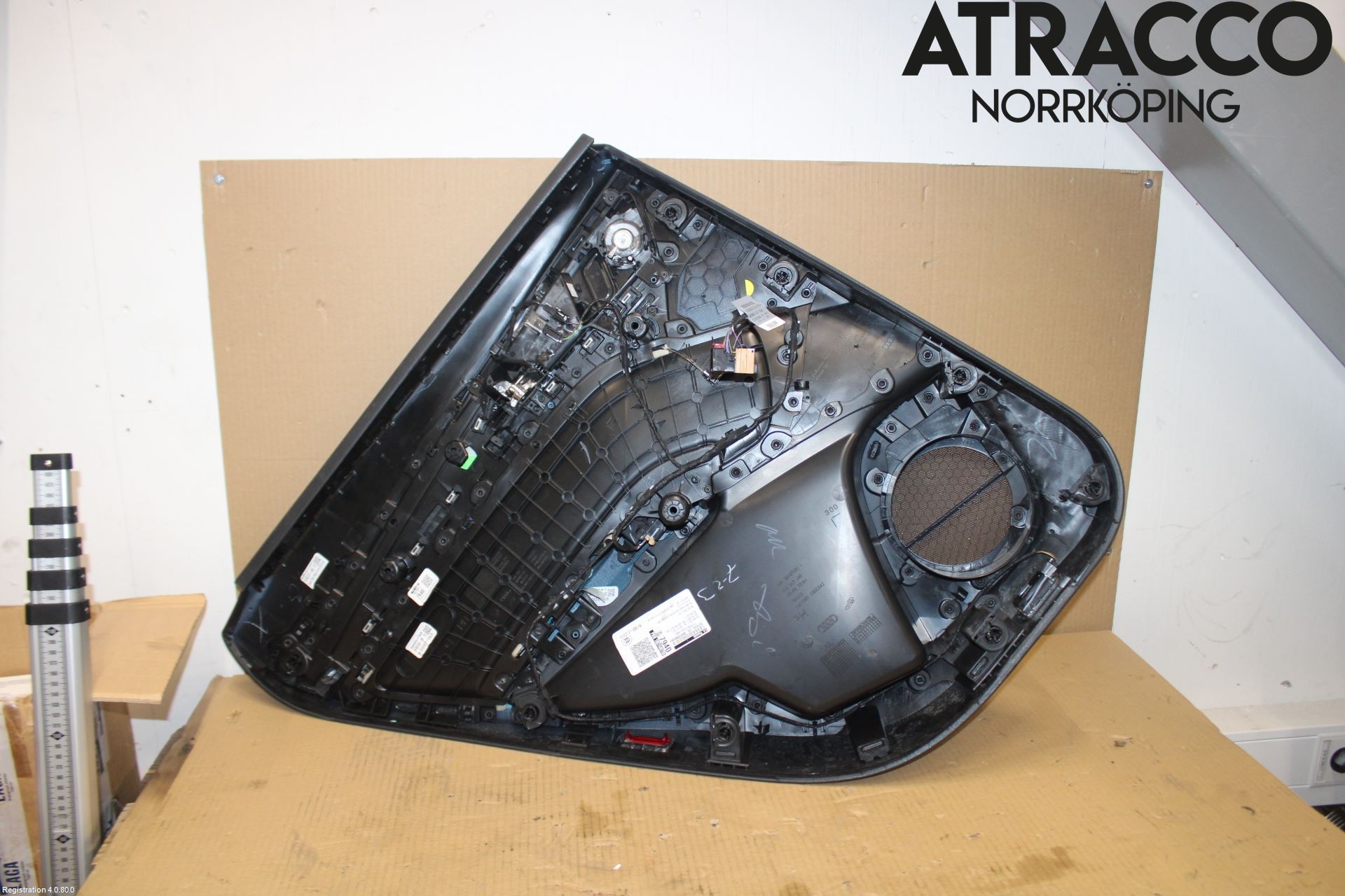 Audi Q5/SQ5 17- Dörrklädsel Hö