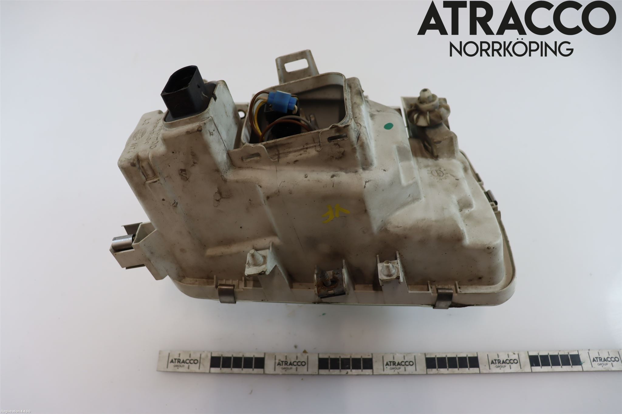 Volkswagen VW POLO 95-01 Strålkastare Vänster